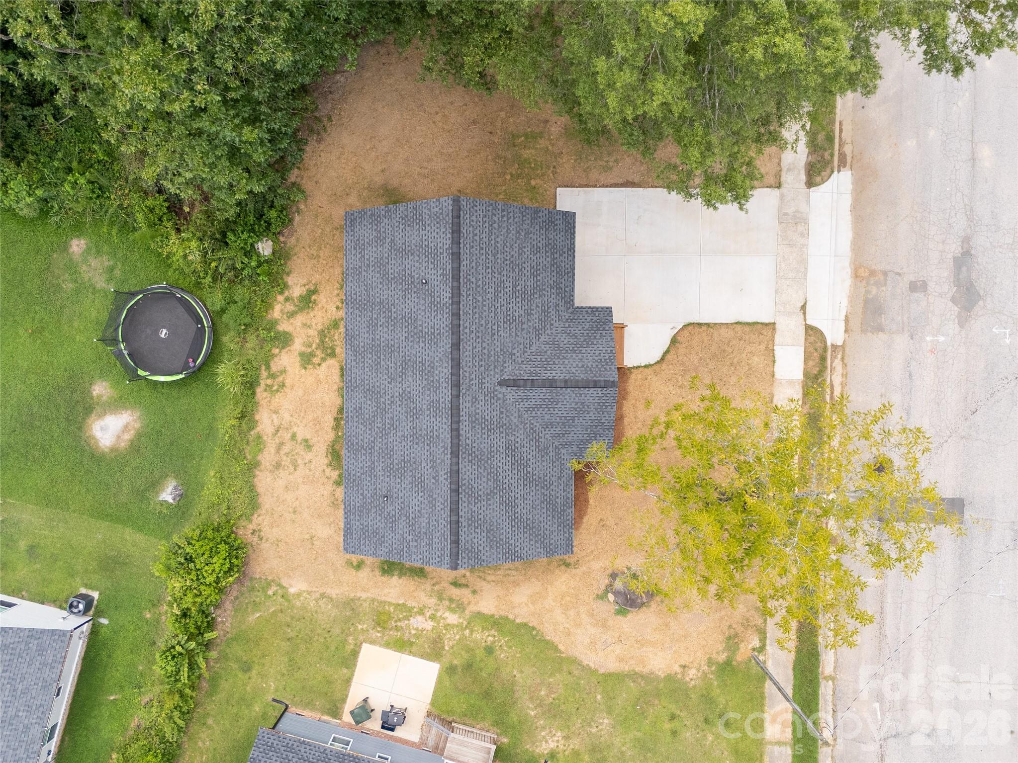 815 Spruce Street Property Photo 32