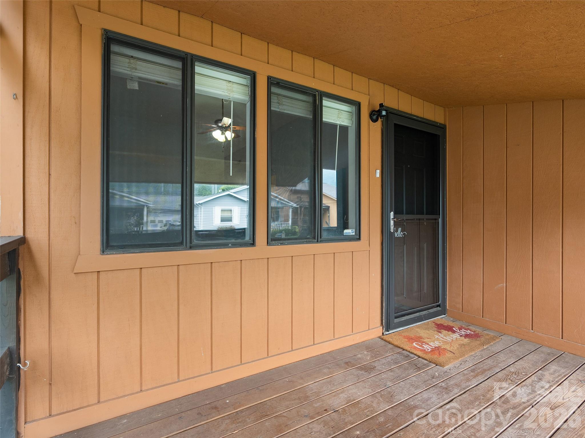 94 Market Street Property Photo 6