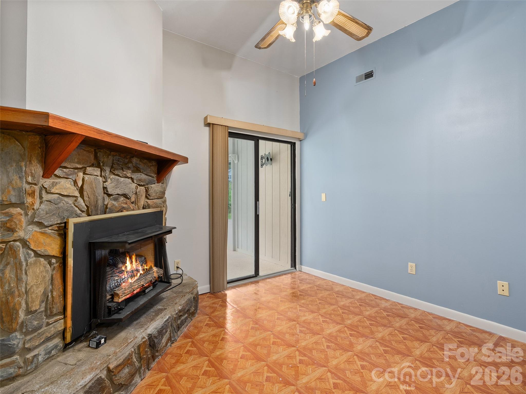 94 Market Street Property Photo 13