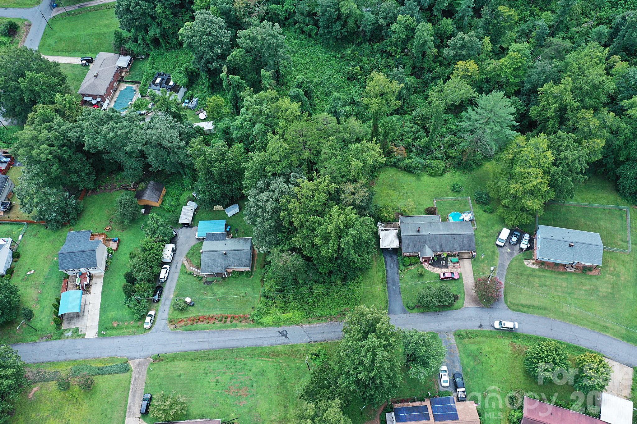 00 15th Avenue Property Photo 8