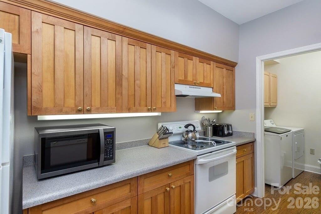 162 Stonecrest Court Property Photo 11