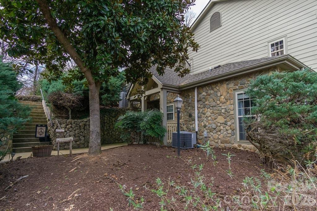 162 Stonecrest Court Property Photo 28