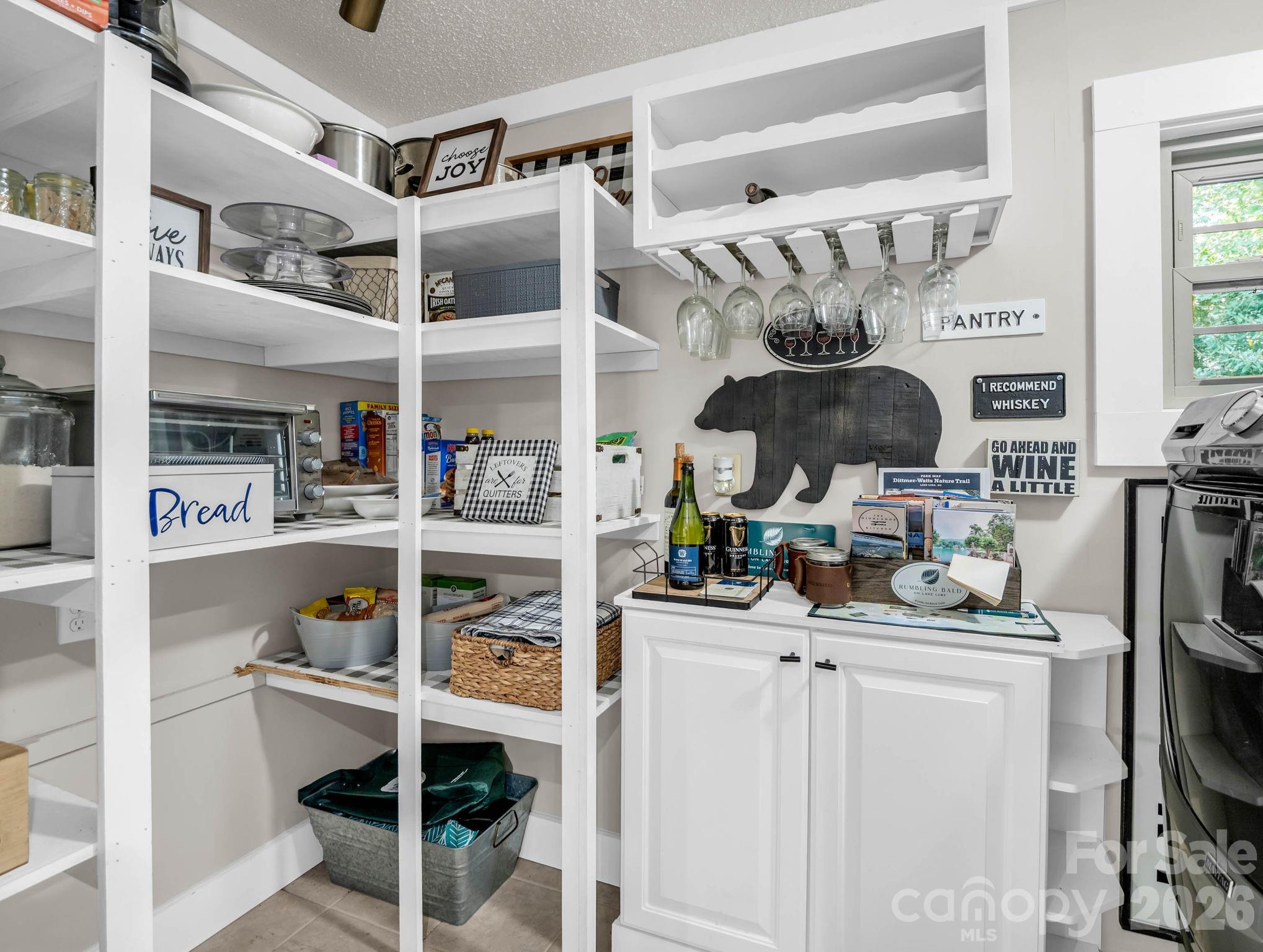 485 Grandview Drive Property Photo 22