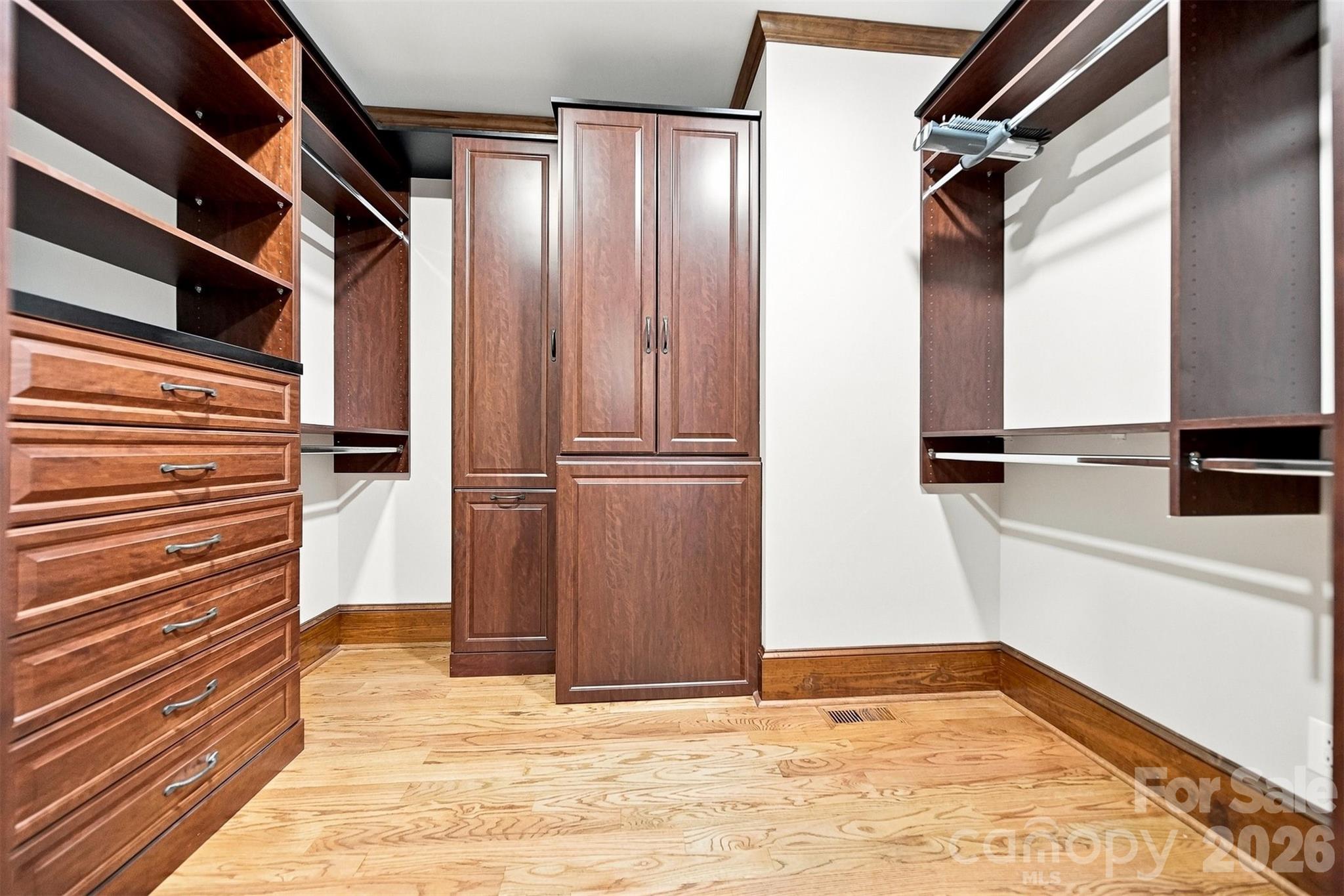 296 Culloden Road Property Photo 28
