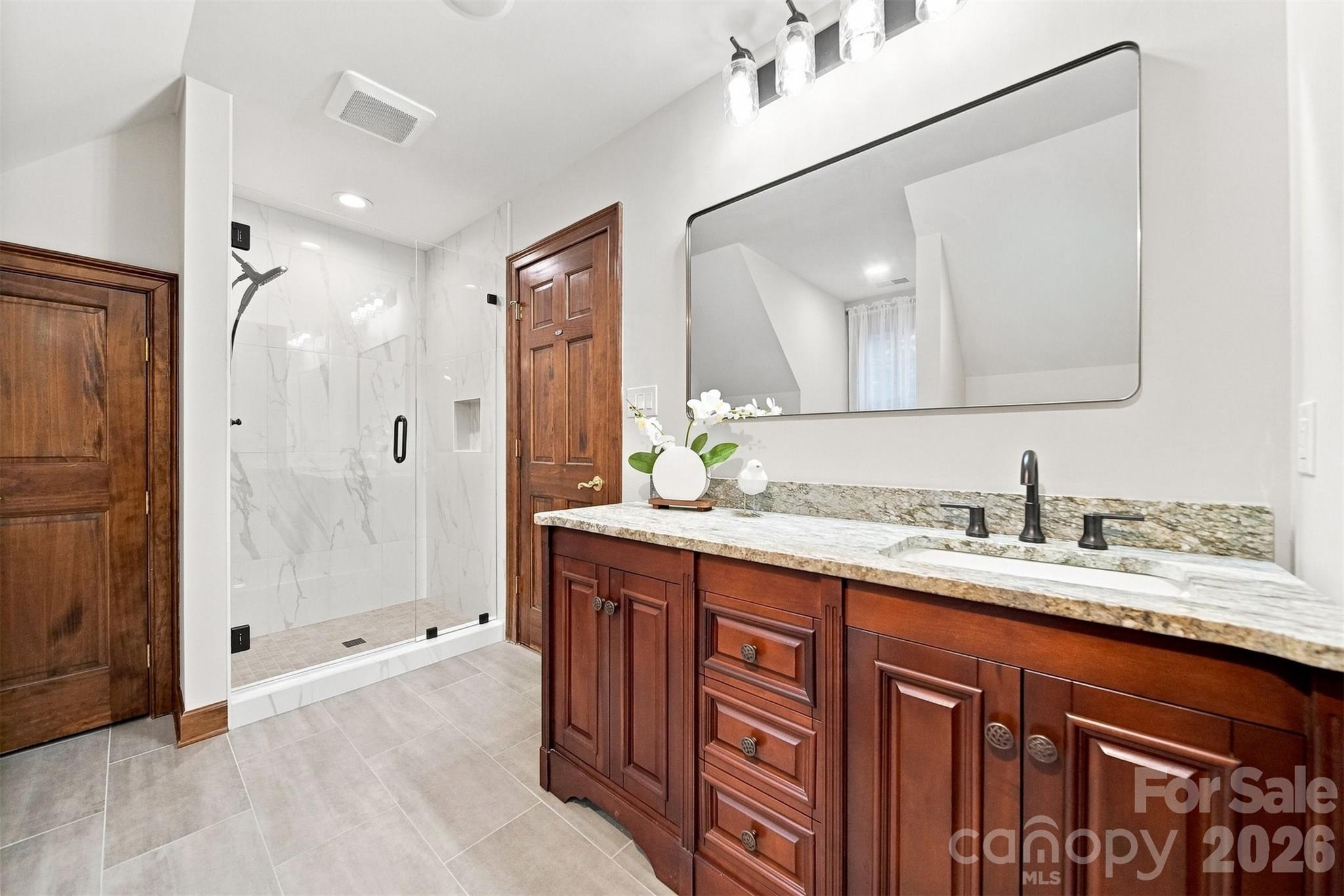 296 Culloden Road Property Photo 37
