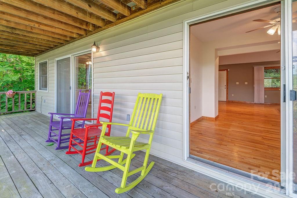 94 Marcellina Drive Property Photo 8
