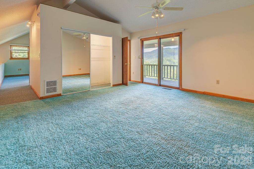 94 Marcellina Drive Property Photo 19
