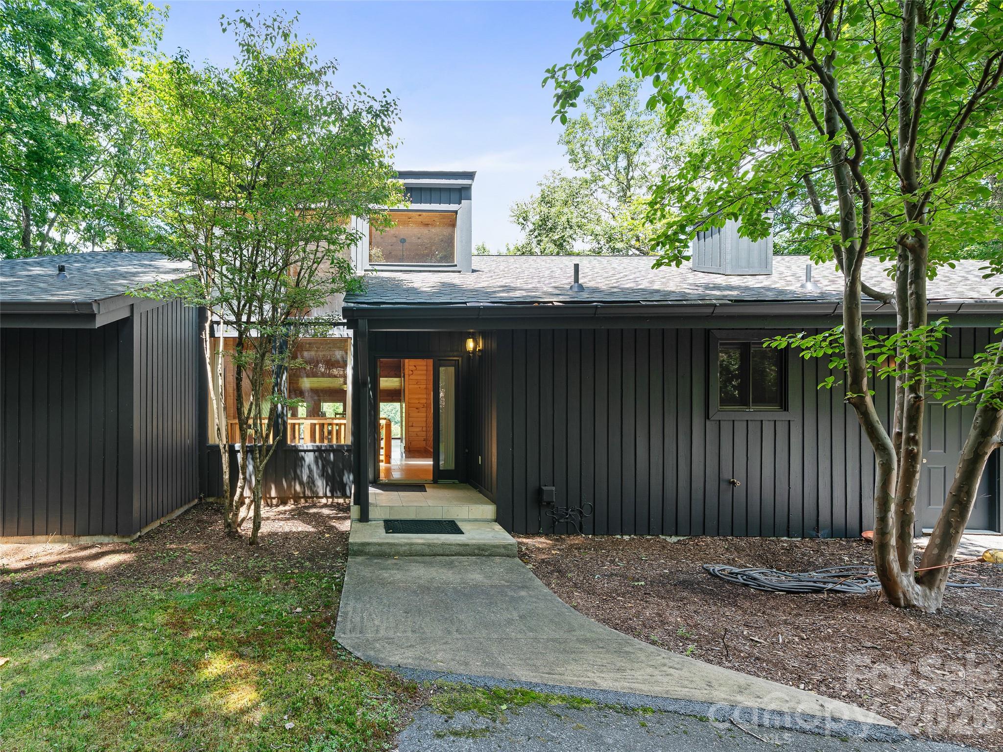156 Winterstar Loop Property Photo 3