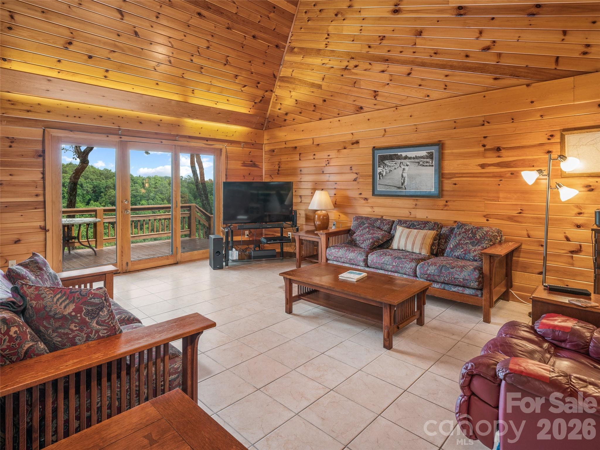 156 Winterstar Loop Property Photo 8