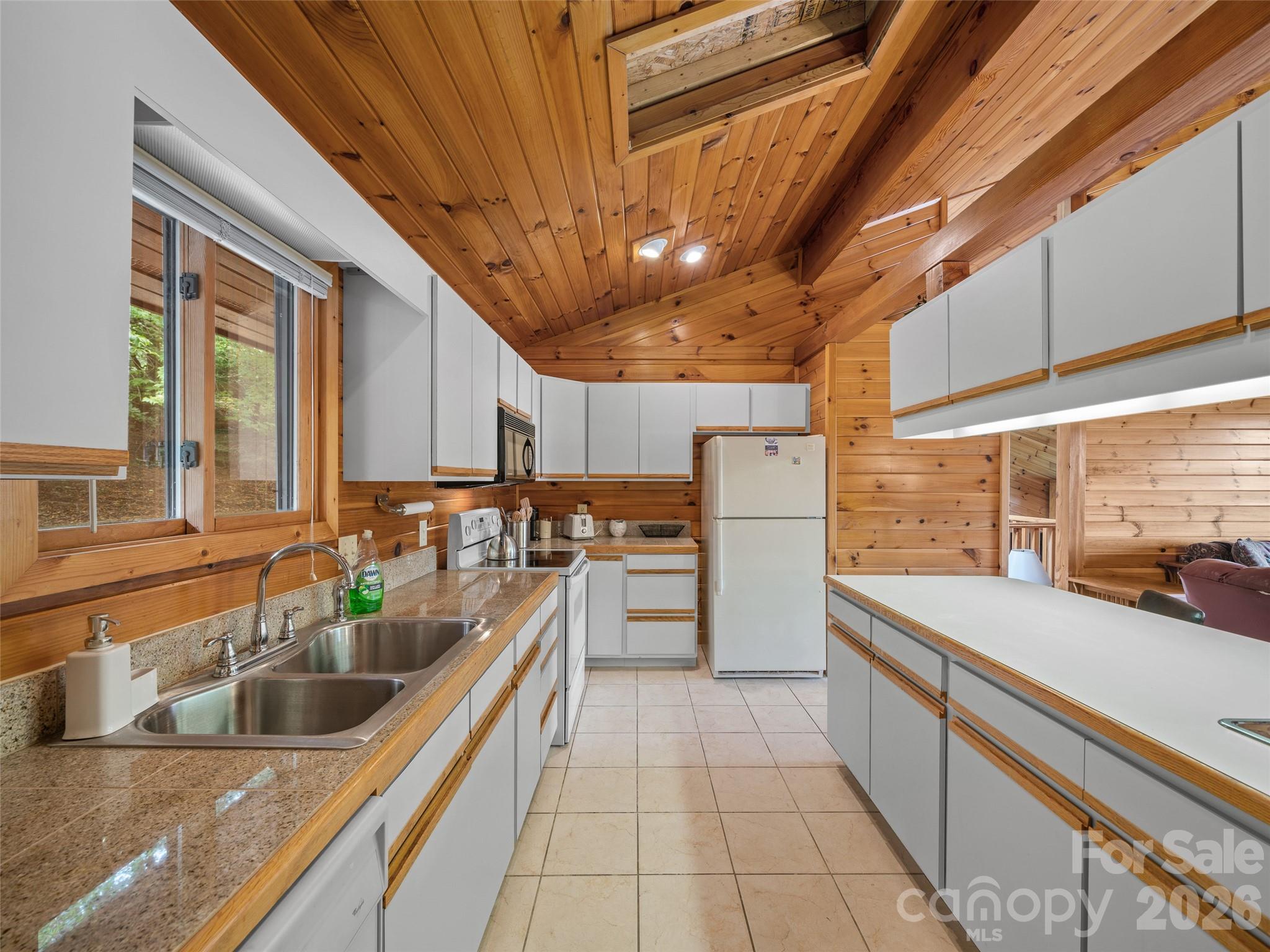 156 Winterstar Loop Property Photo 14