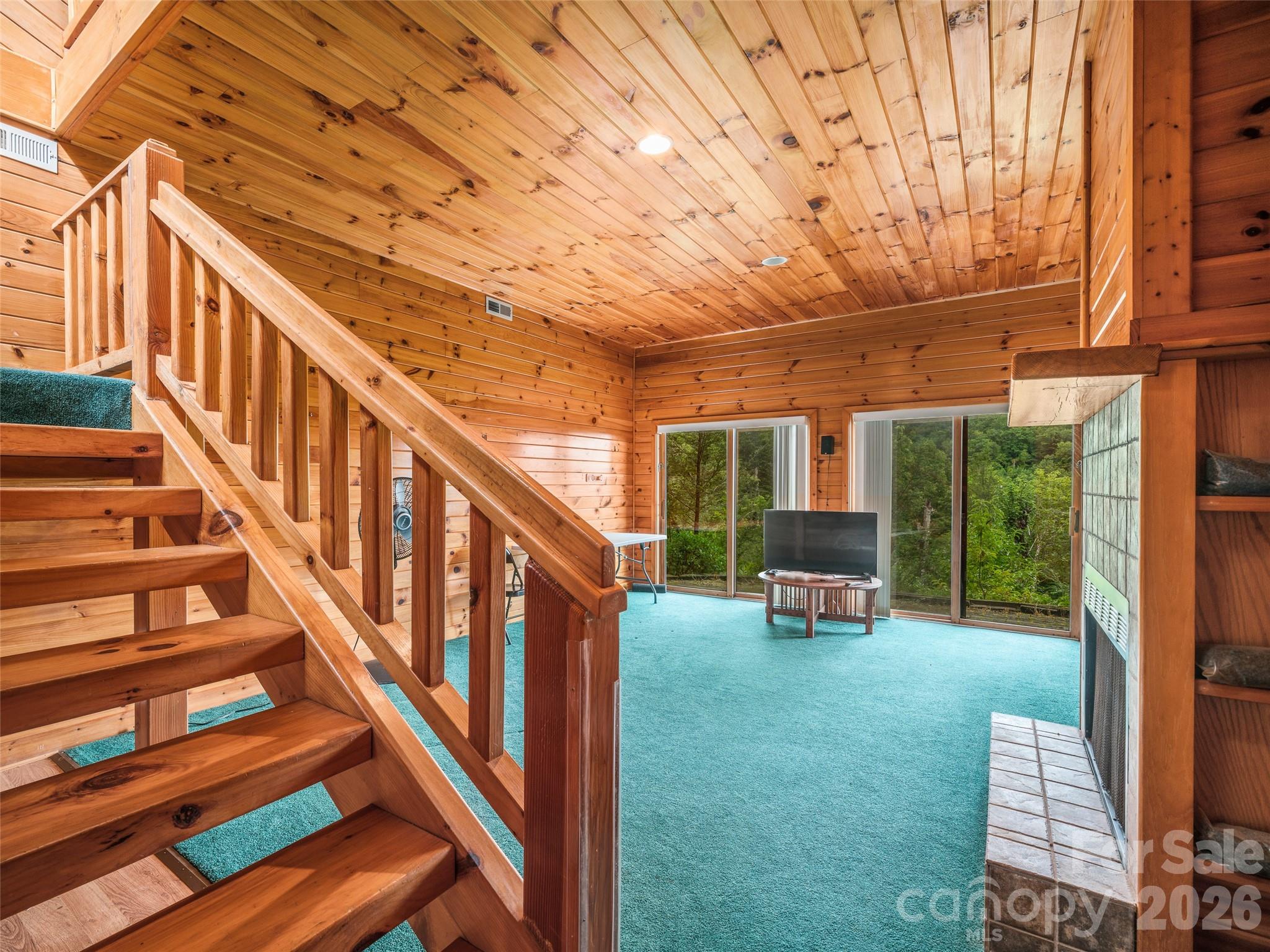 156 Winterstar Loop Property Photo 21