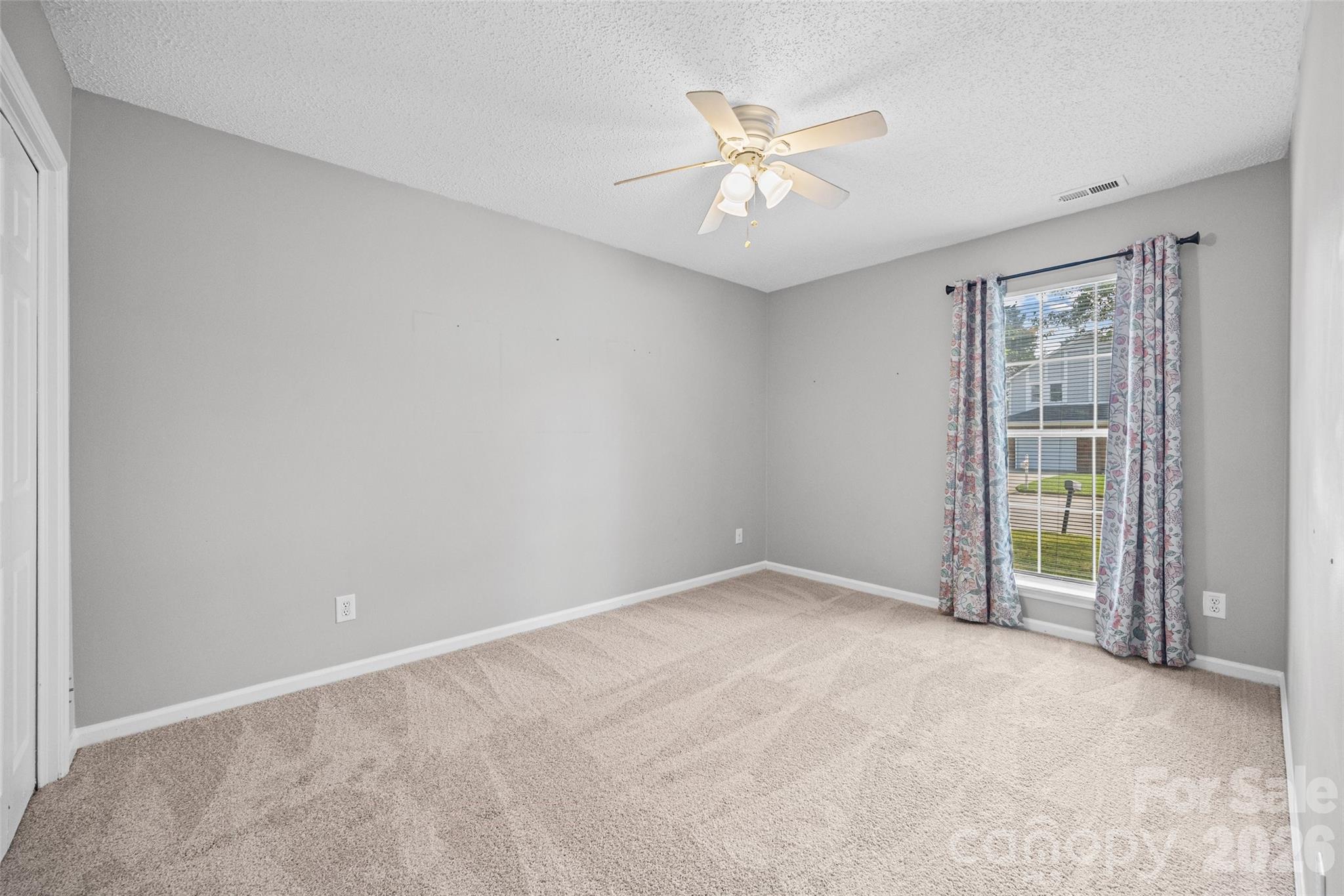 1508 Fieldcrest Circle Property Photo 15