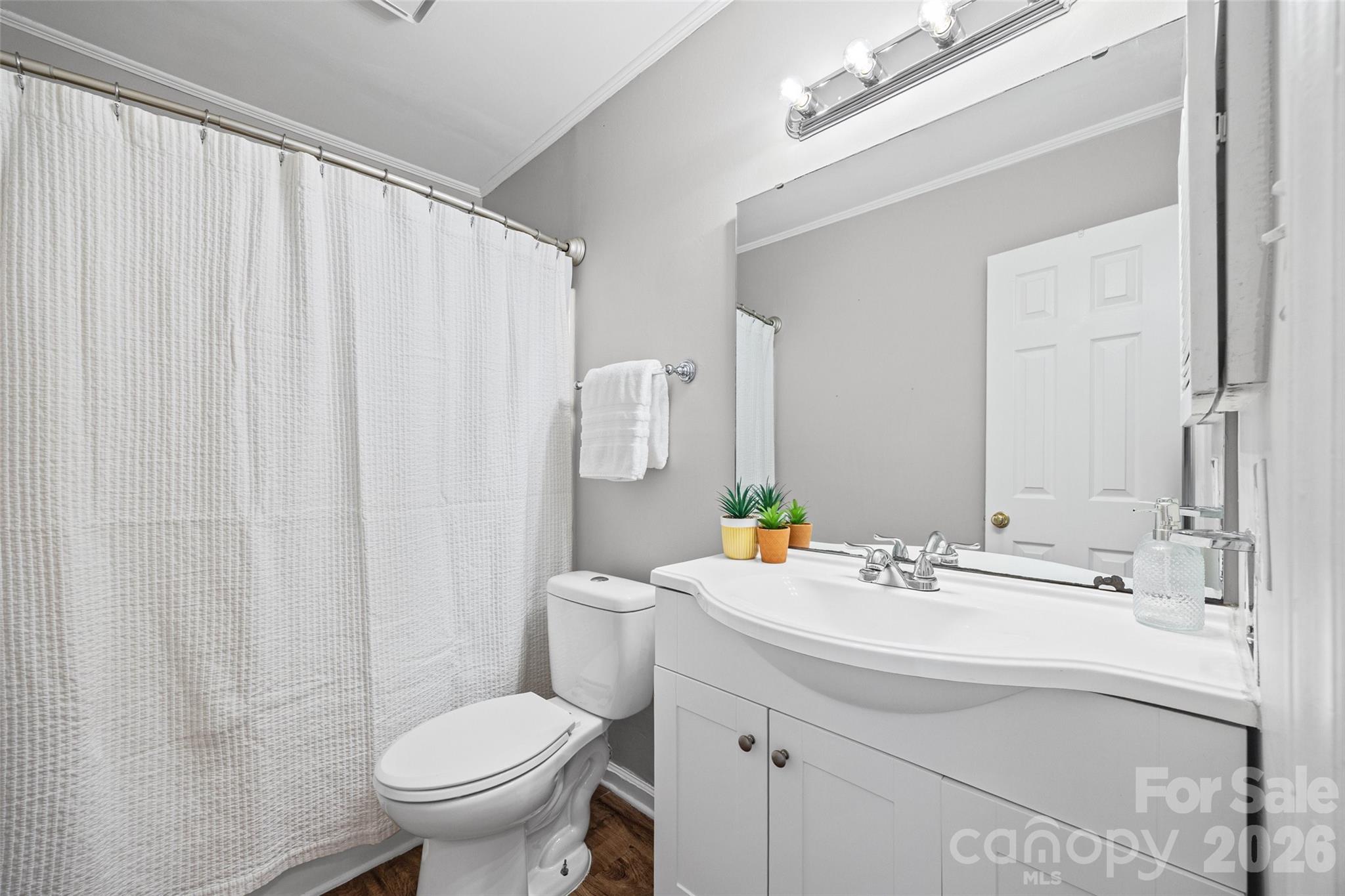 1508 Fieldcrest Circle Property Photo 19