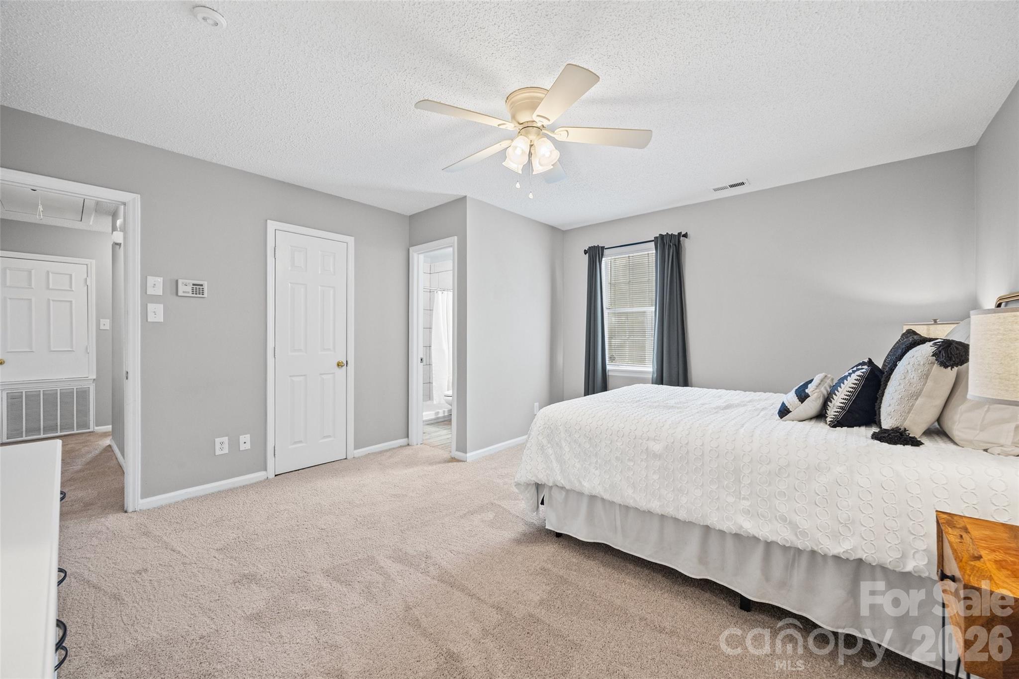 1508 Fieldcrest Circle Property Photo 21