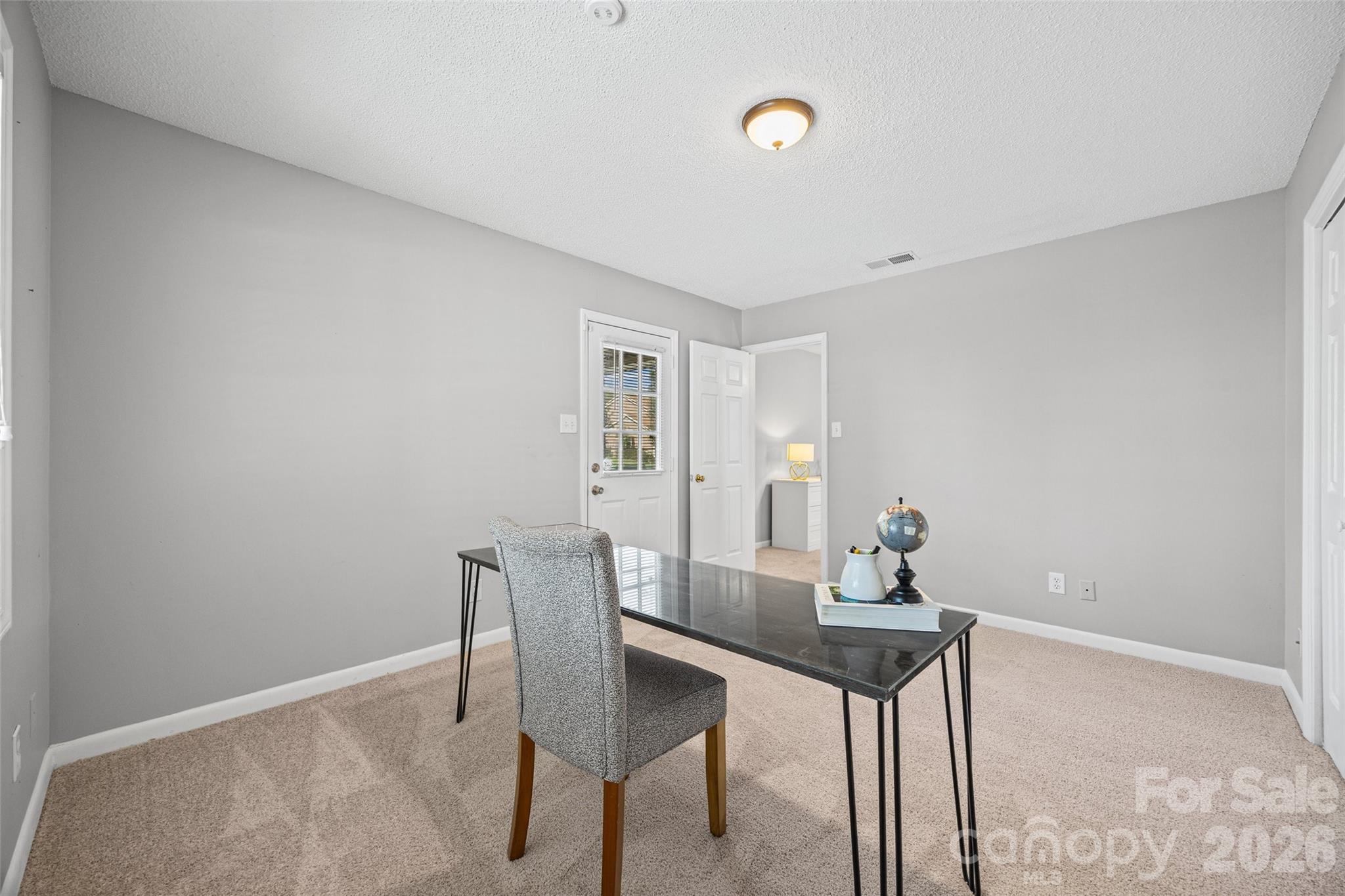 1508 Fieldcrest Circle Property Photo 25