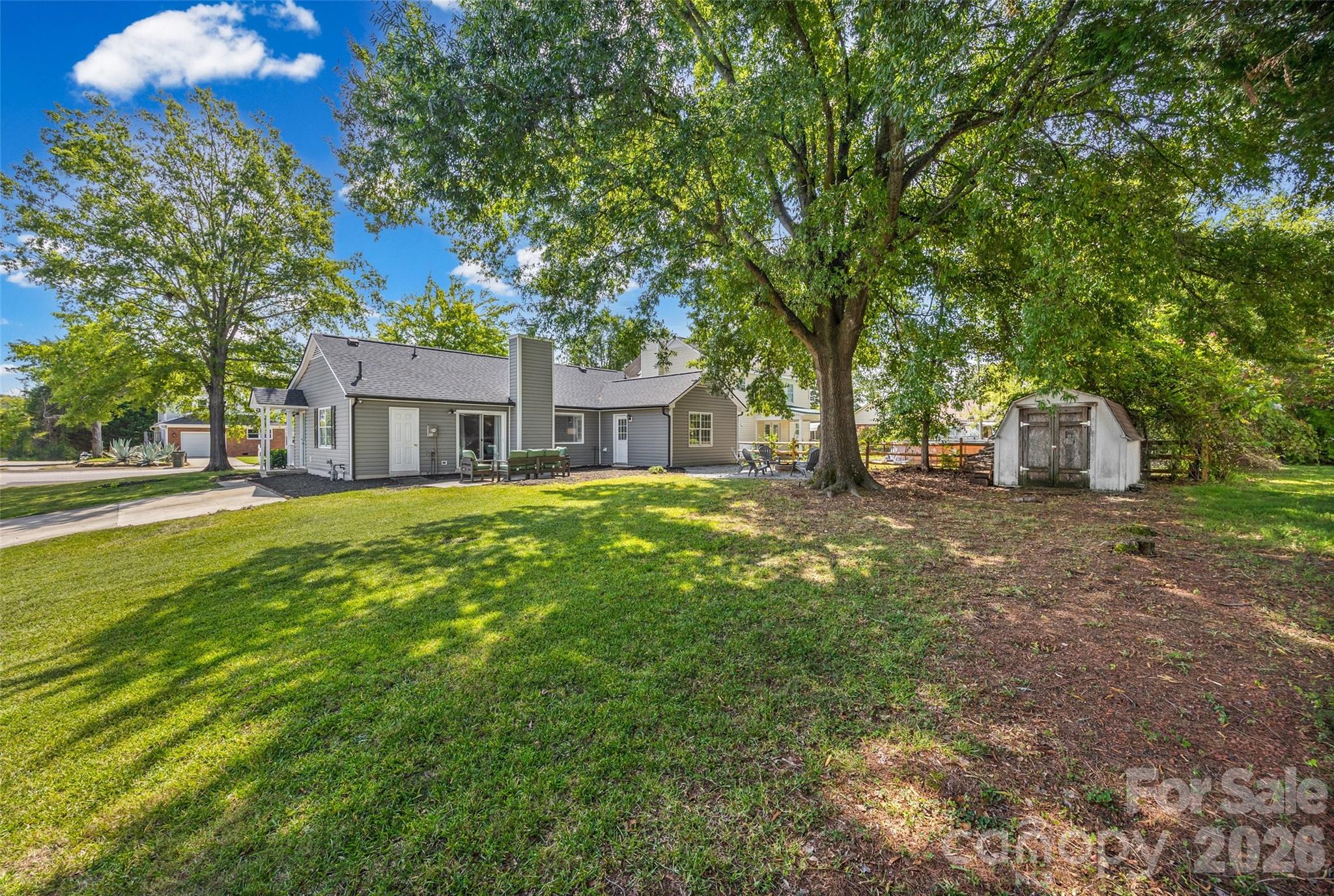 1508 Fieldcrest Circle Property Photo 30