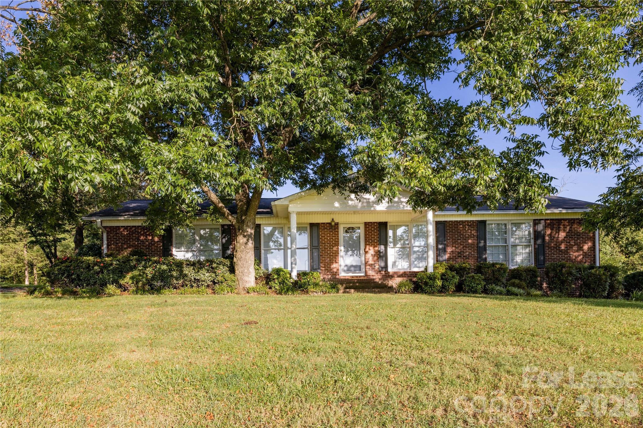 34838 Ellen Road Property Photo 1