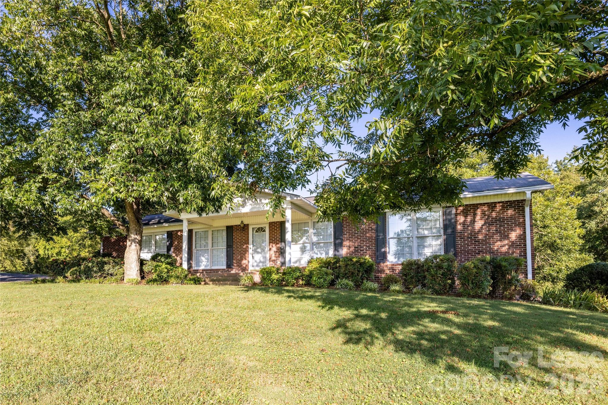 34838 Ellen Road Property Photo 5