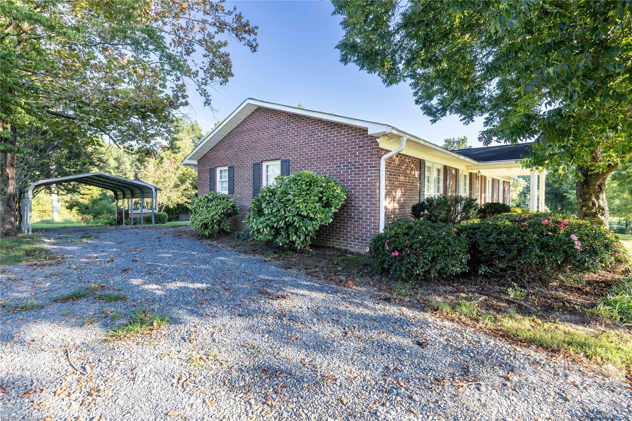 34838 Ellen Road Property Photo 6