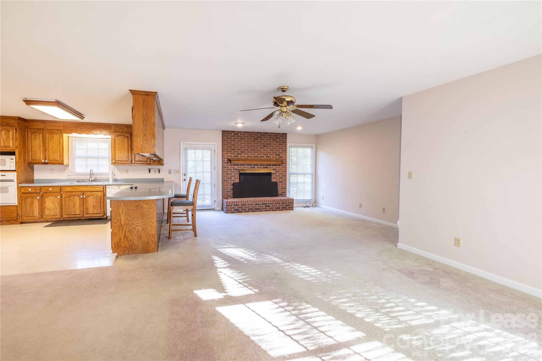 34838 Ellen Road Property Photo 10