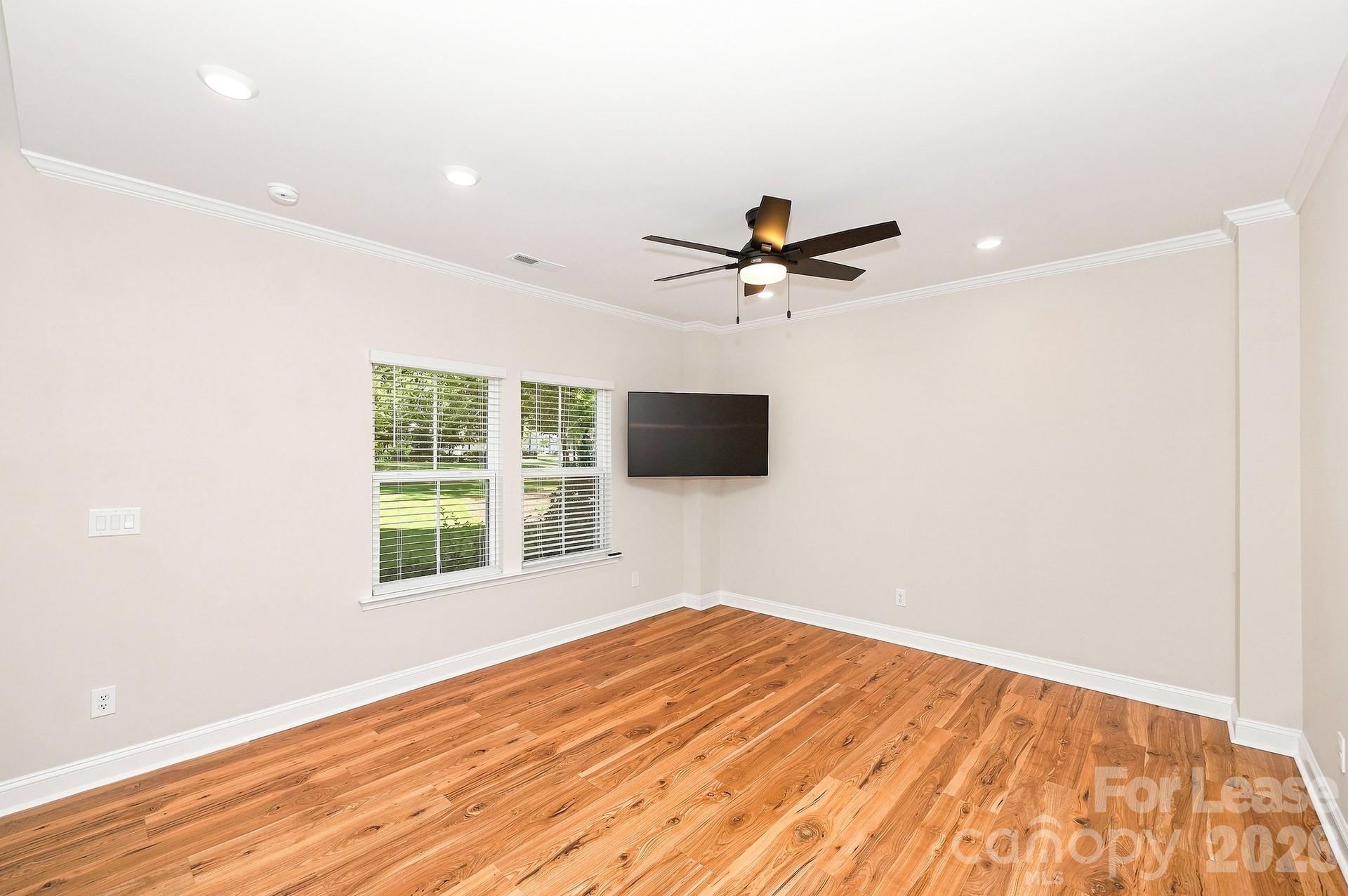 105 Goodson Place Property Photo 11