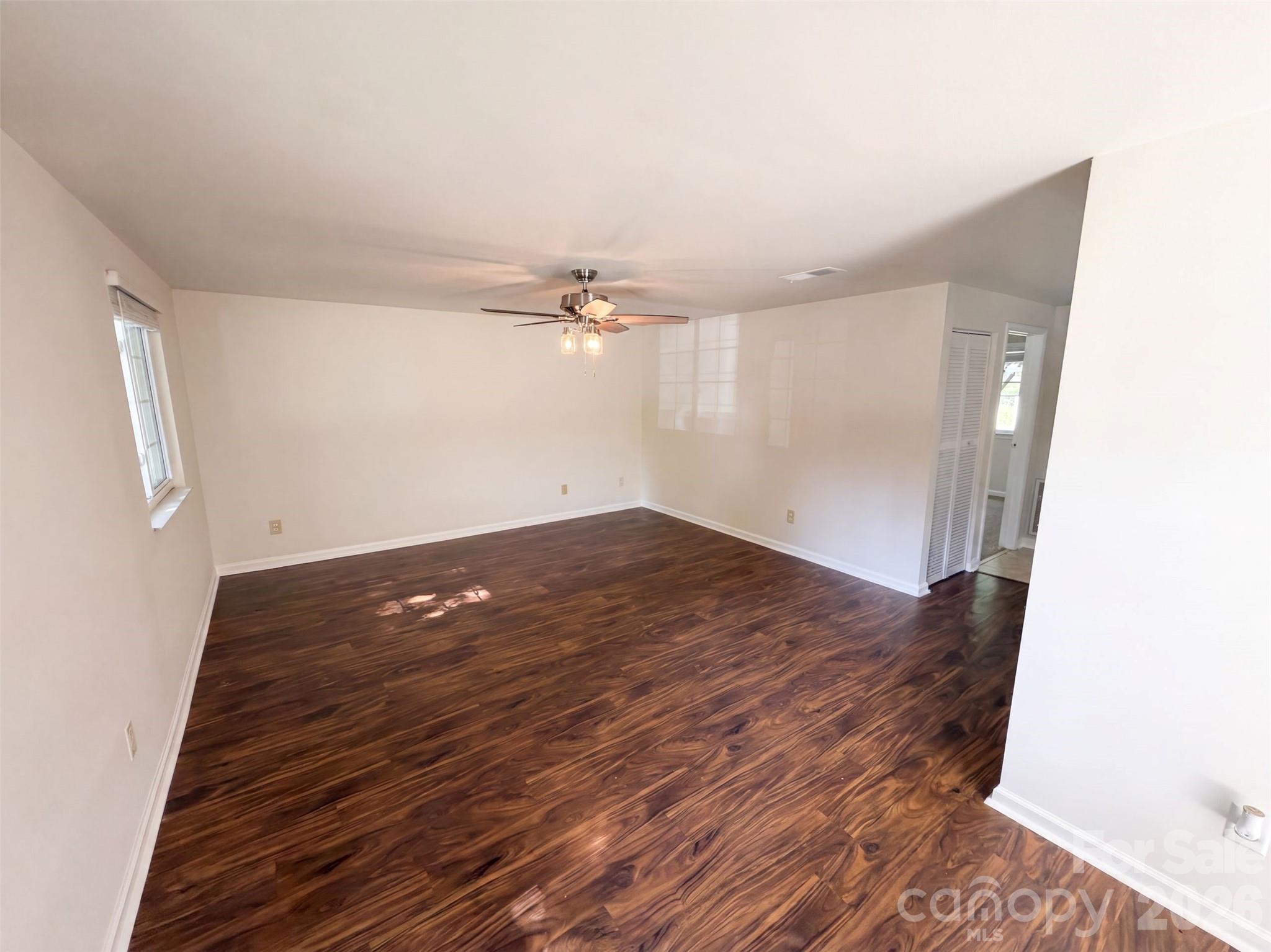 3618 Gustar Court Property Photo 8