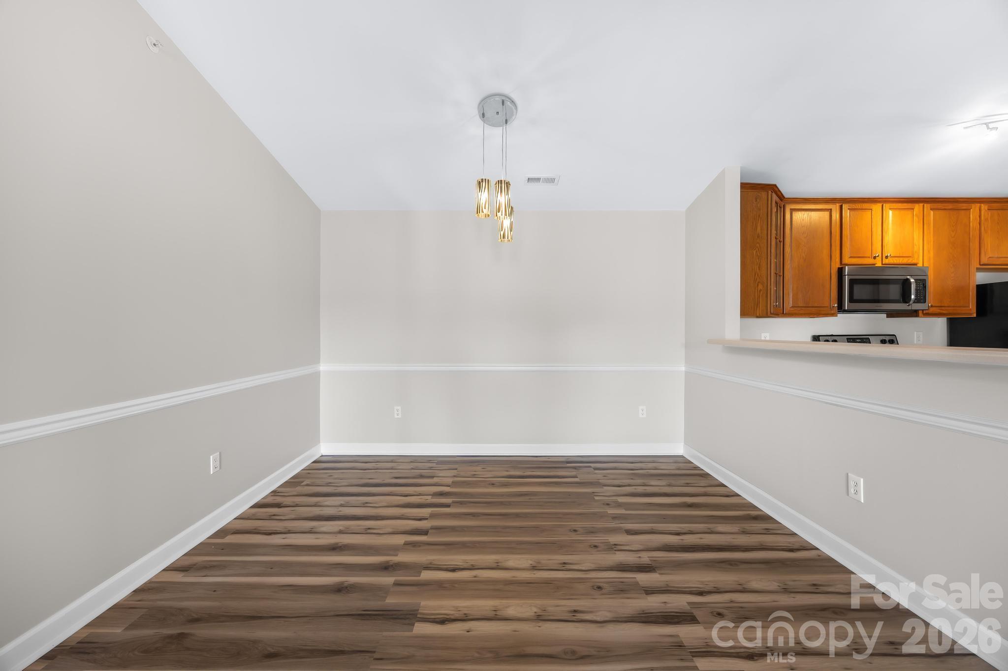 19747 Deer Valley Drive Property Photo 10