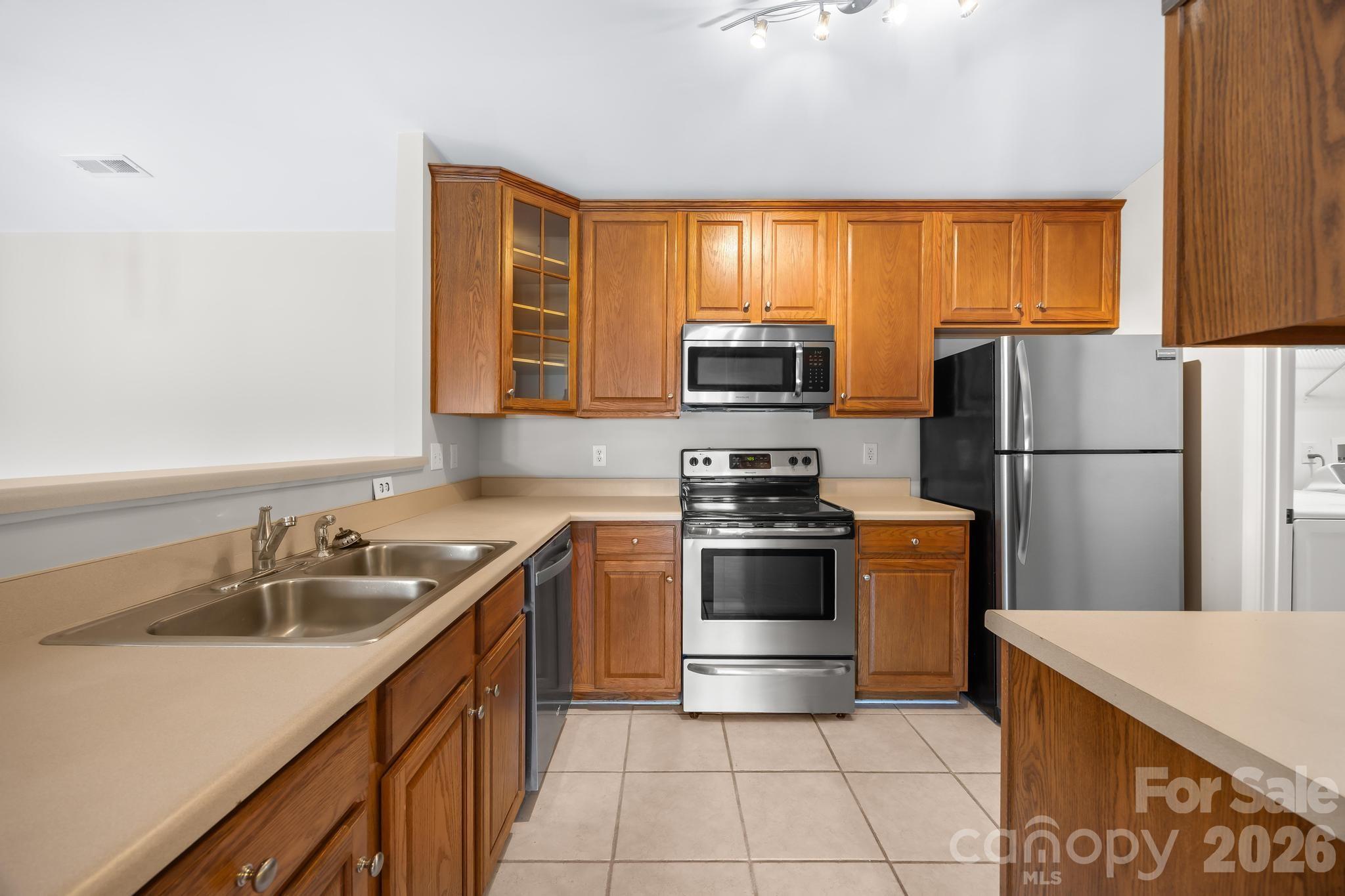 19747 Deer Valley Drive Property Photo 13