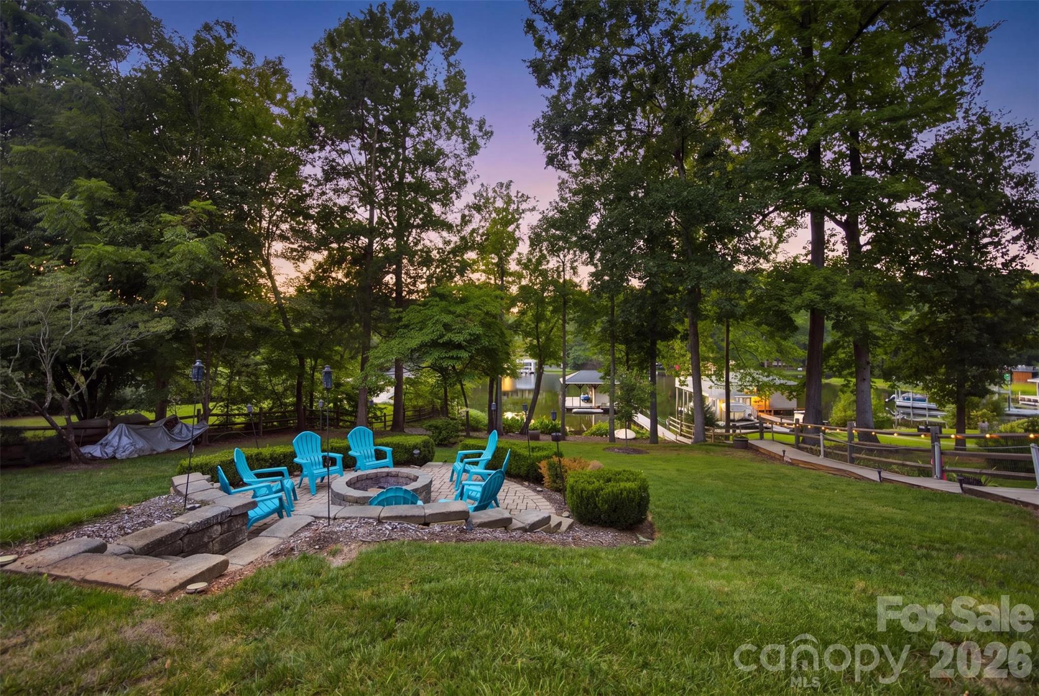 116 Canoe Court Property Photo 2
