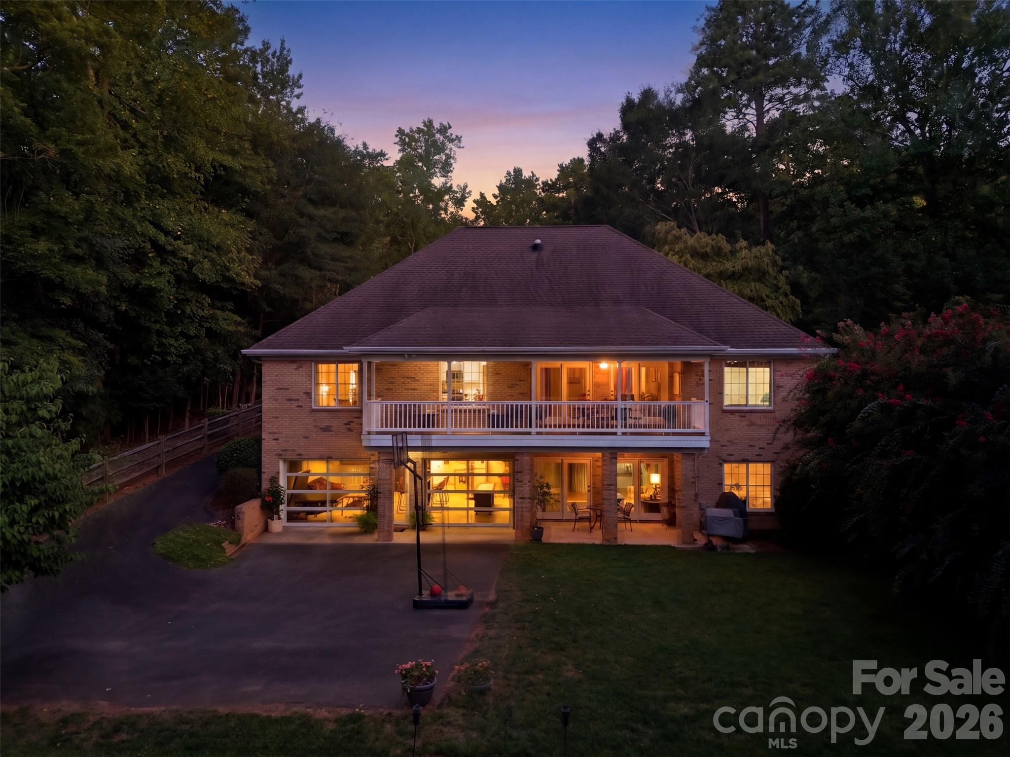 116 Canoe Court Property Photo 4