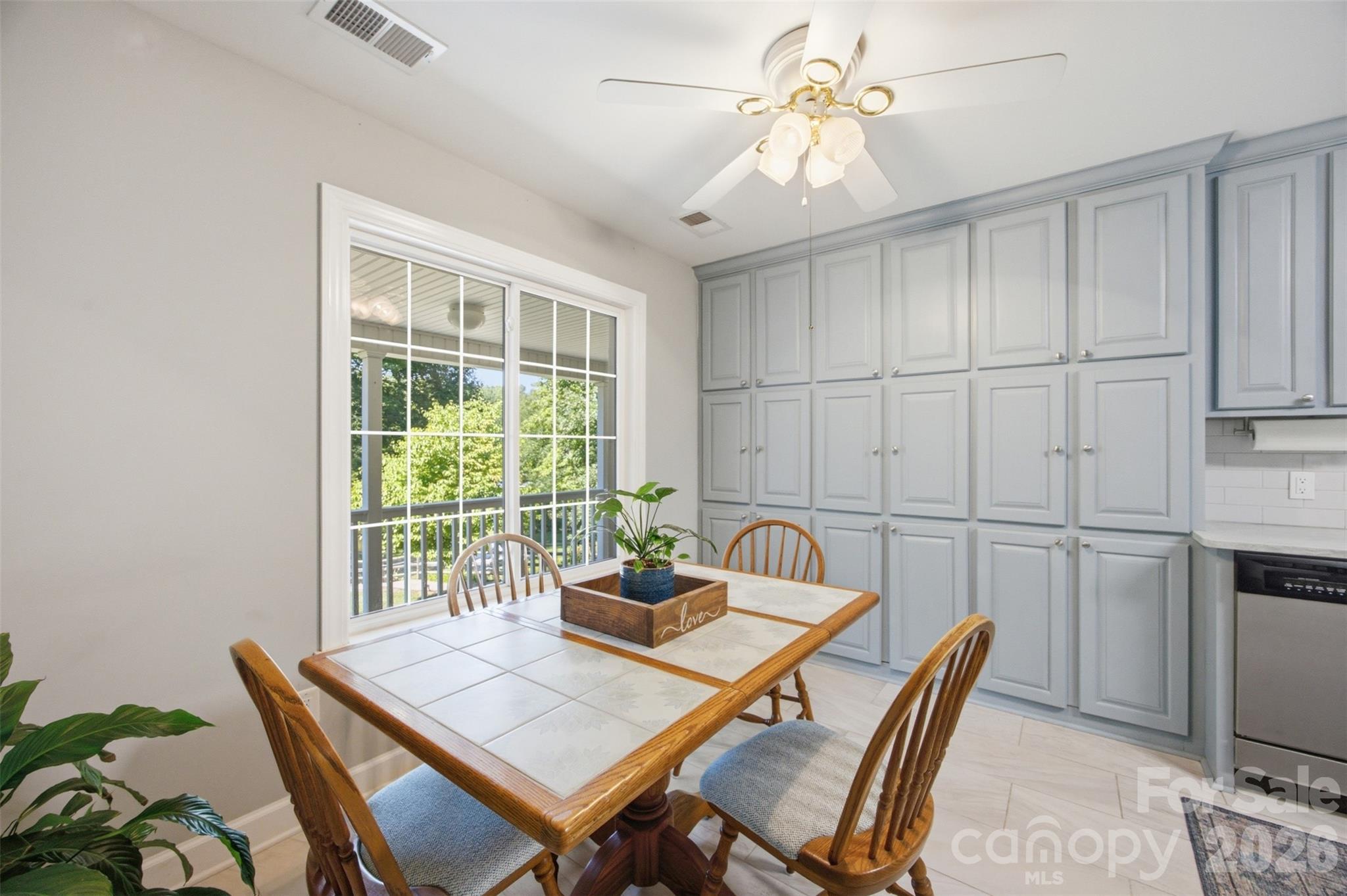 116 Canoe Court Property Photo 9