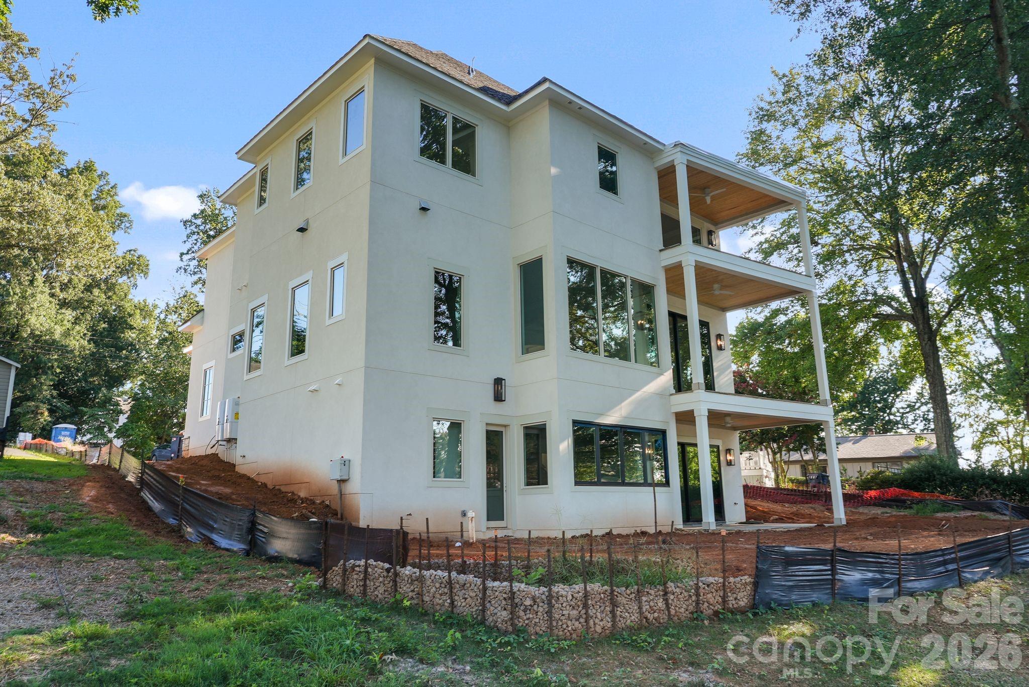 21216 Rio Oro Drive Property Photo 5