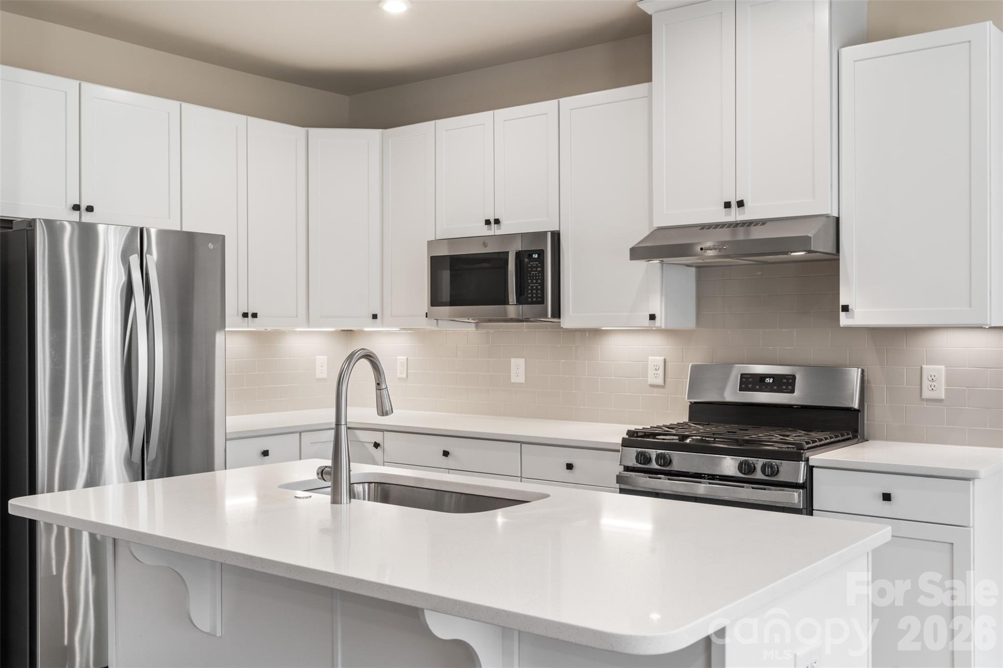 1308 Lena Street Property Photo 8
