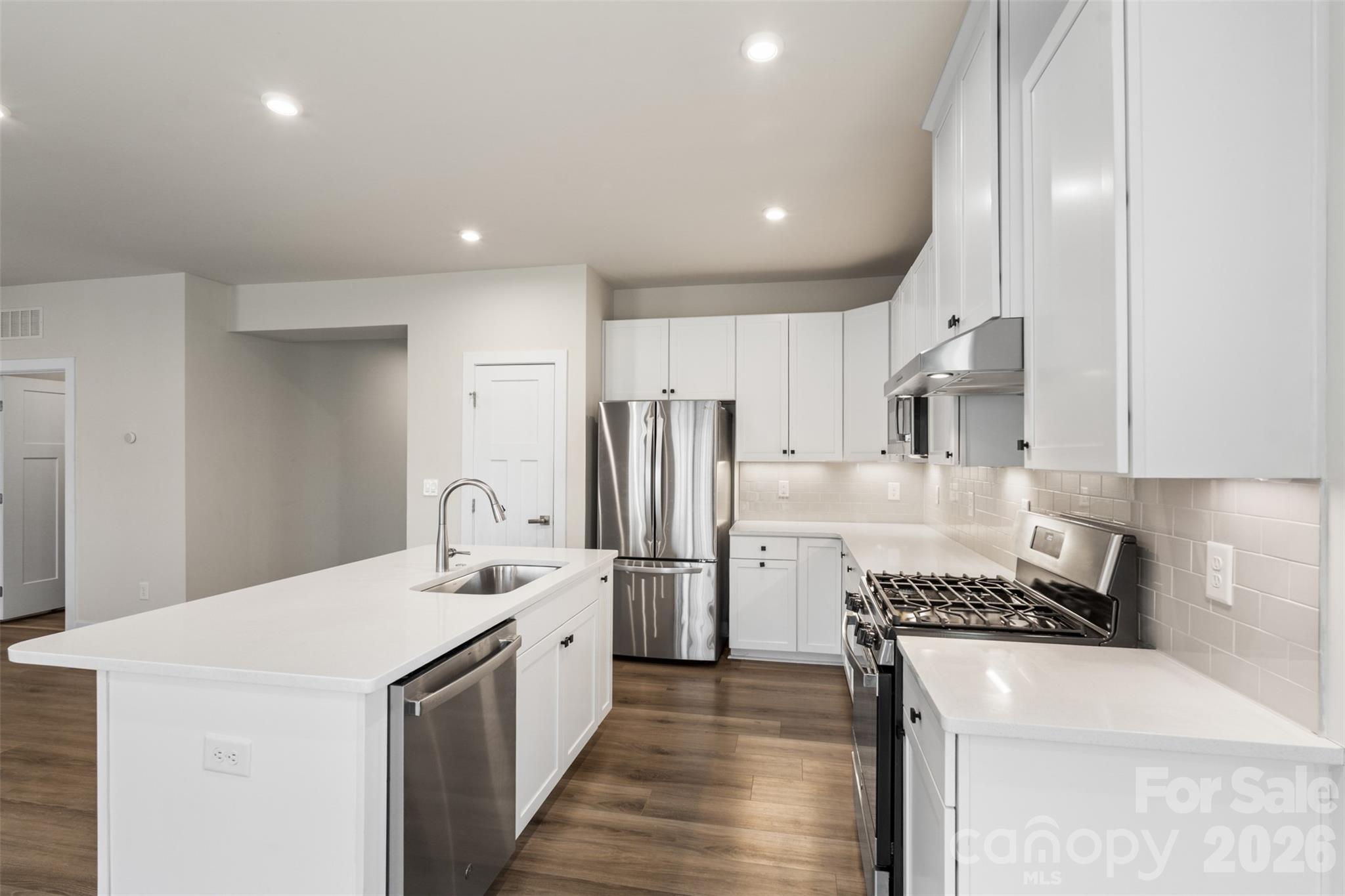 1308 Lena Street Property Photo 11