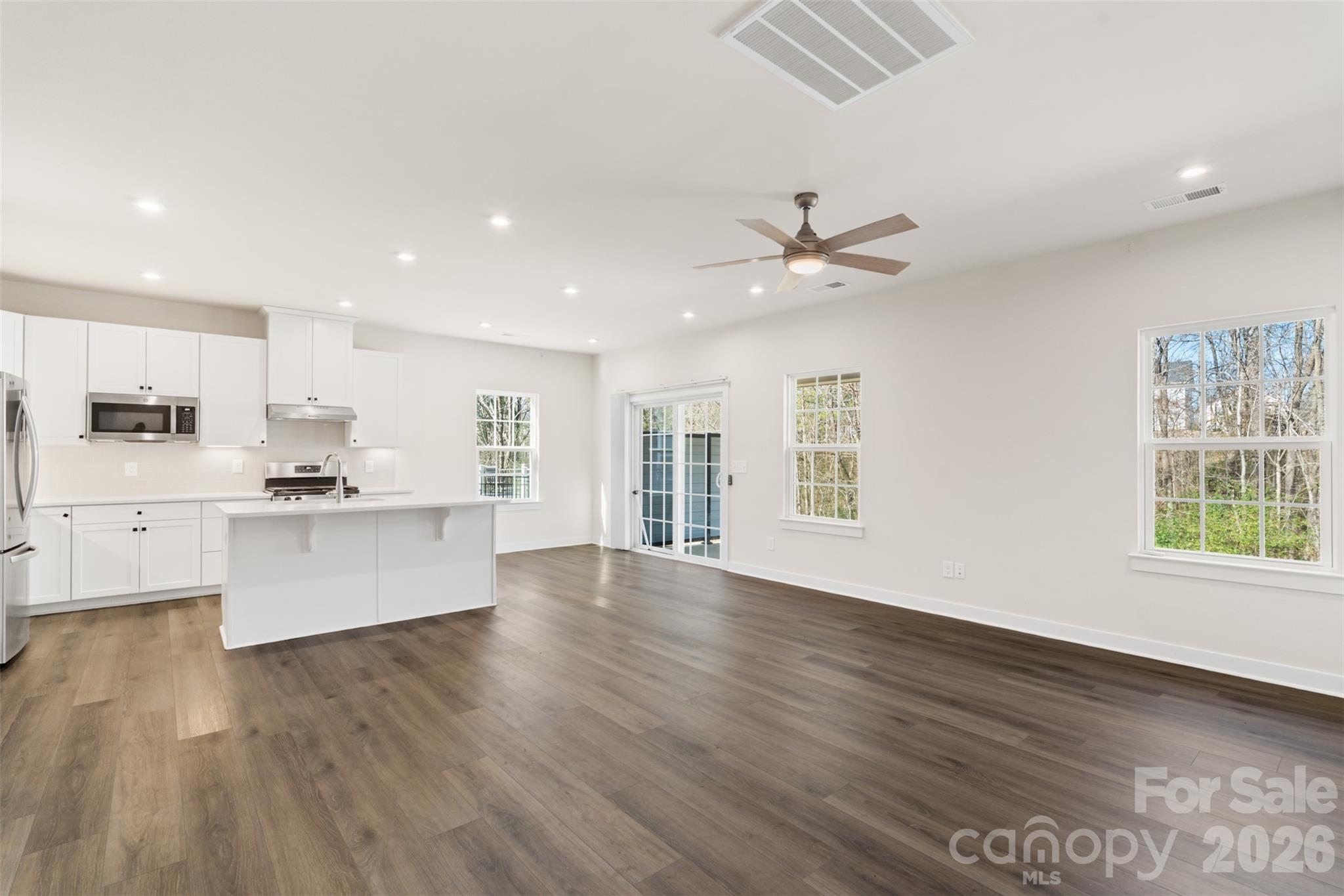 1308 Lena Street Property Photo 16