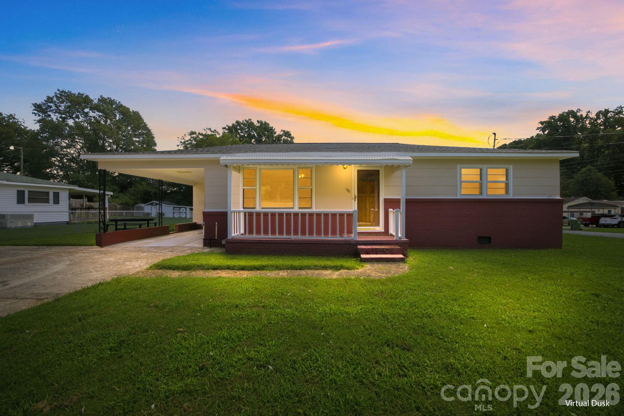 100 Abernathy Street Property Photo 1