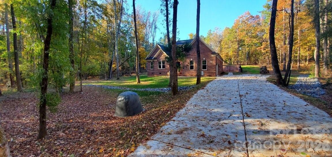 550 Cottonfield Circle Property Photo 2
