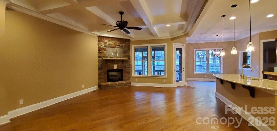 550 Cottonfield Circle Property Photo 5