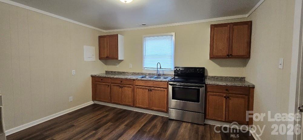 730 Taylor Street Property Photo 3
