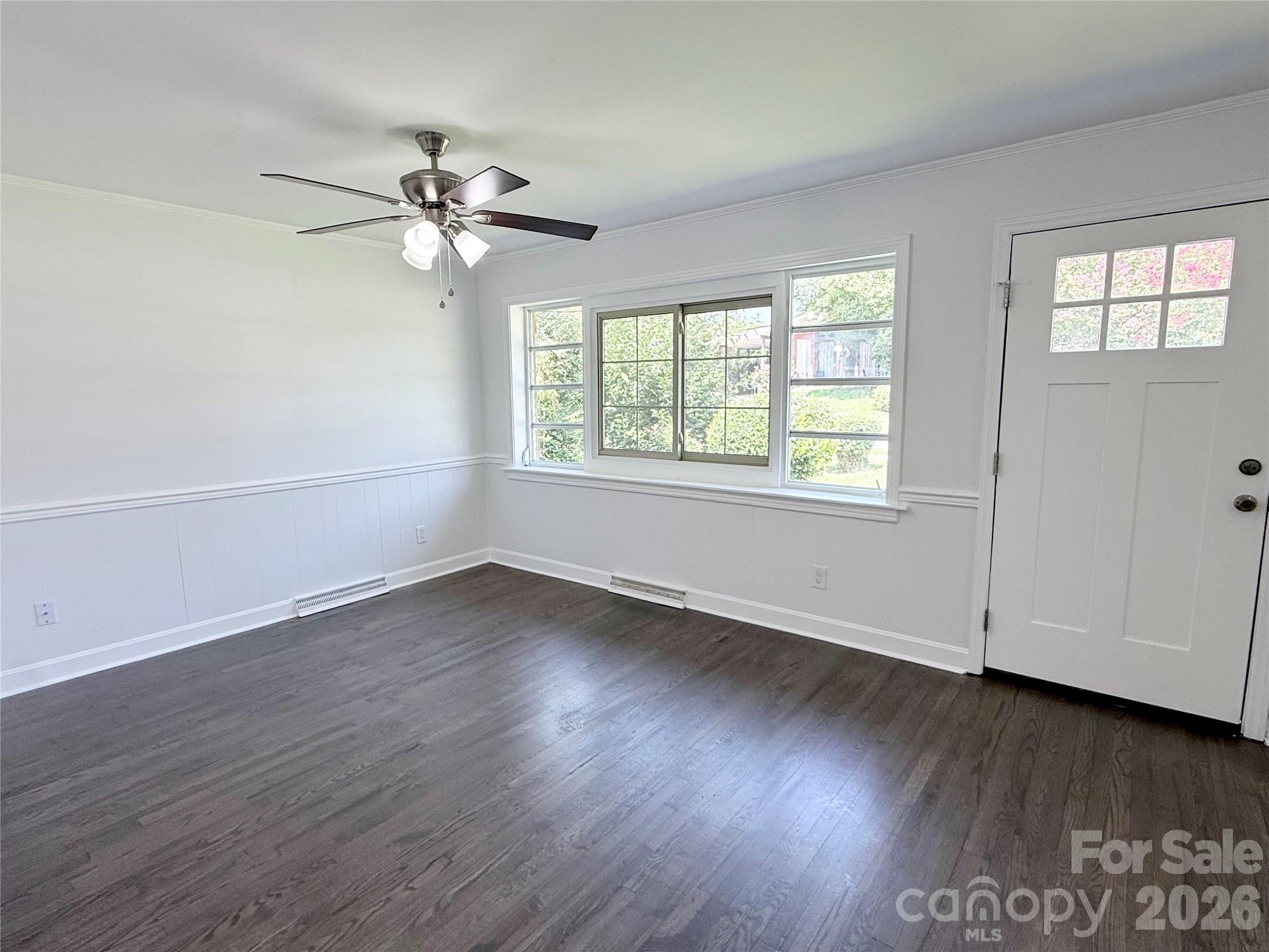 1507 W Horah Street Property Photo 15