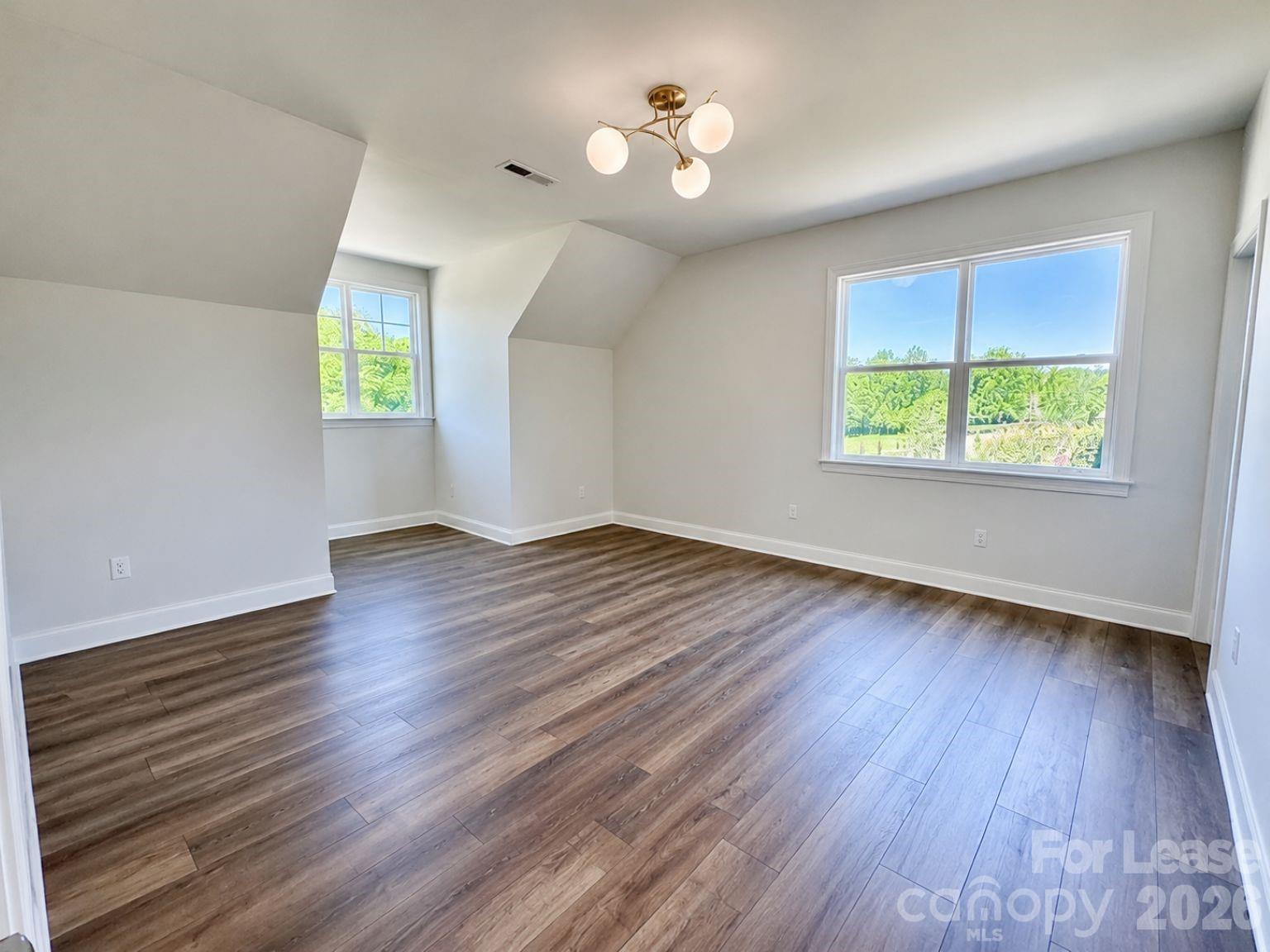 5944 Bakers Point Property Photo 27