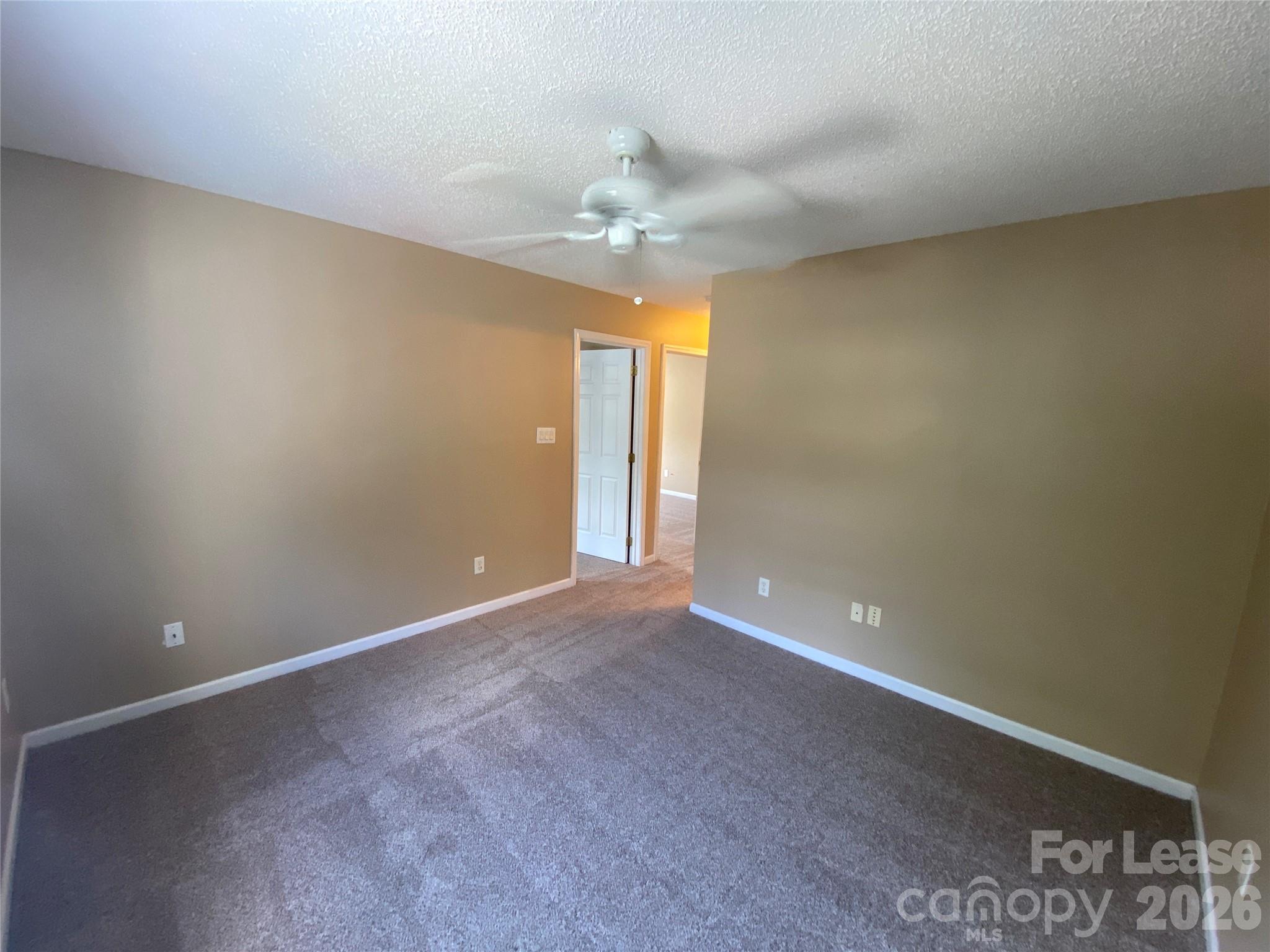 5422 Waverly Lynn Lane Property Photo 18