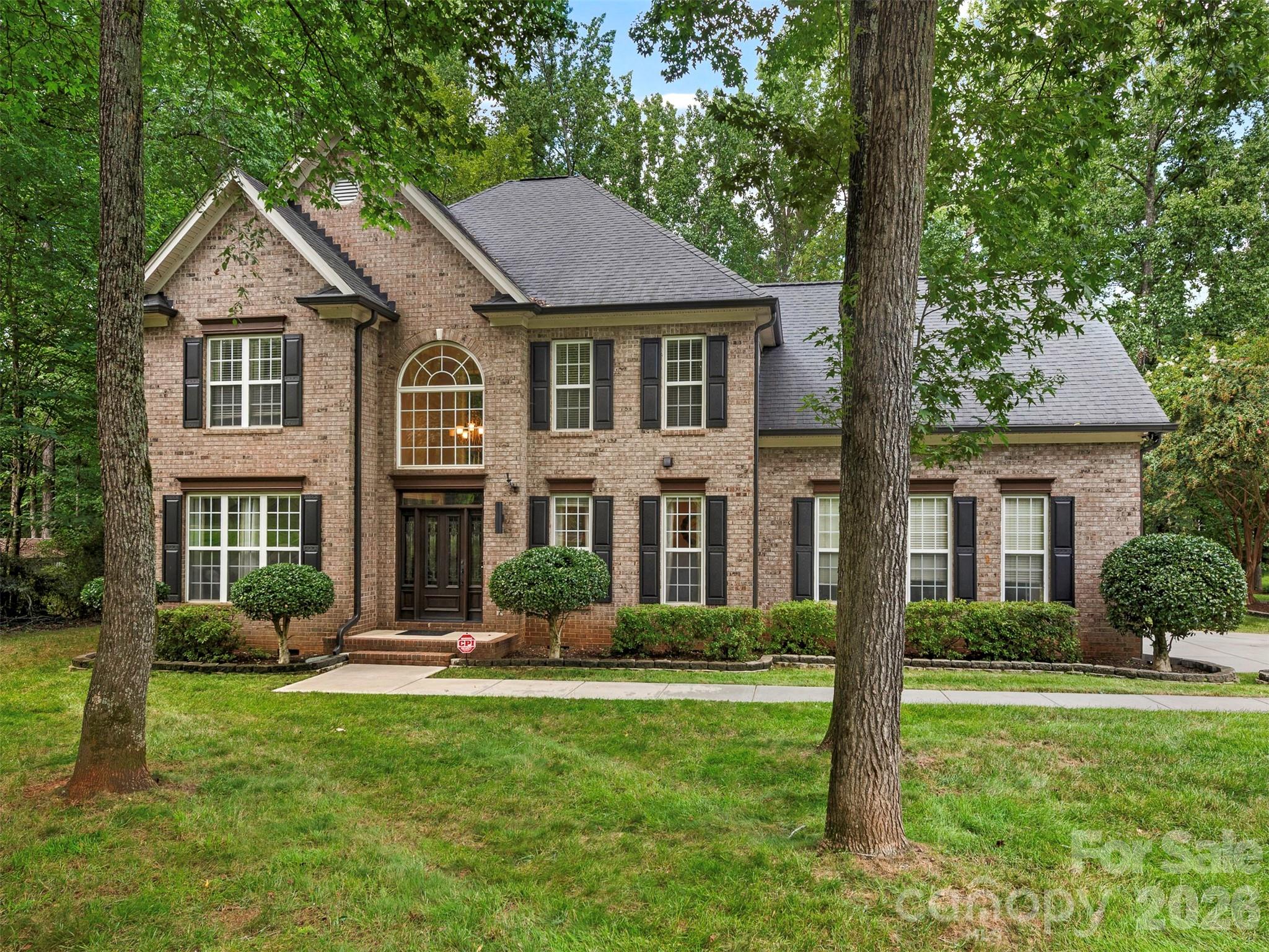 5600 Crown Hill Drive Property Photo 1