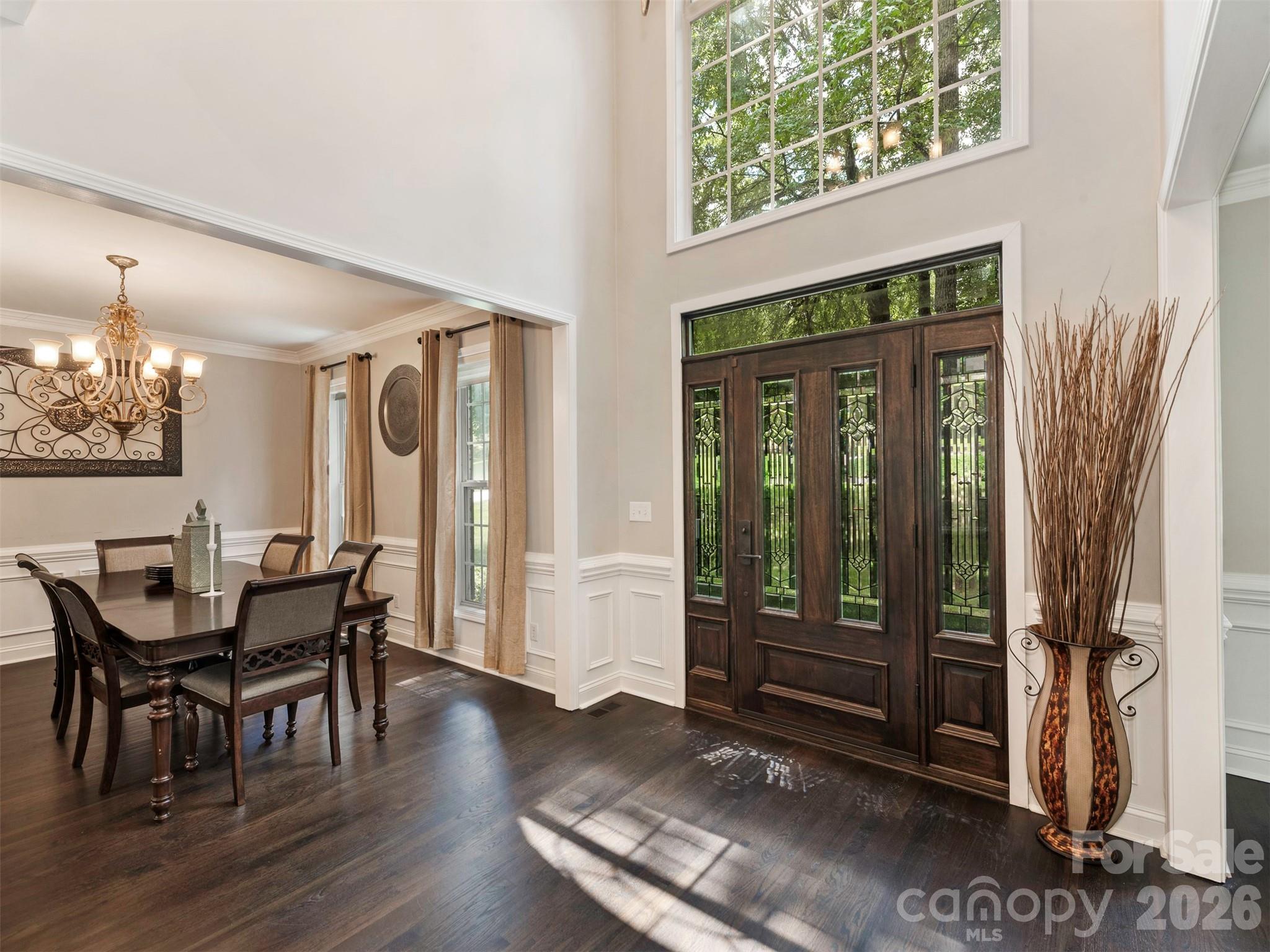 5600 Crown Hill Drive Property Photo 4
