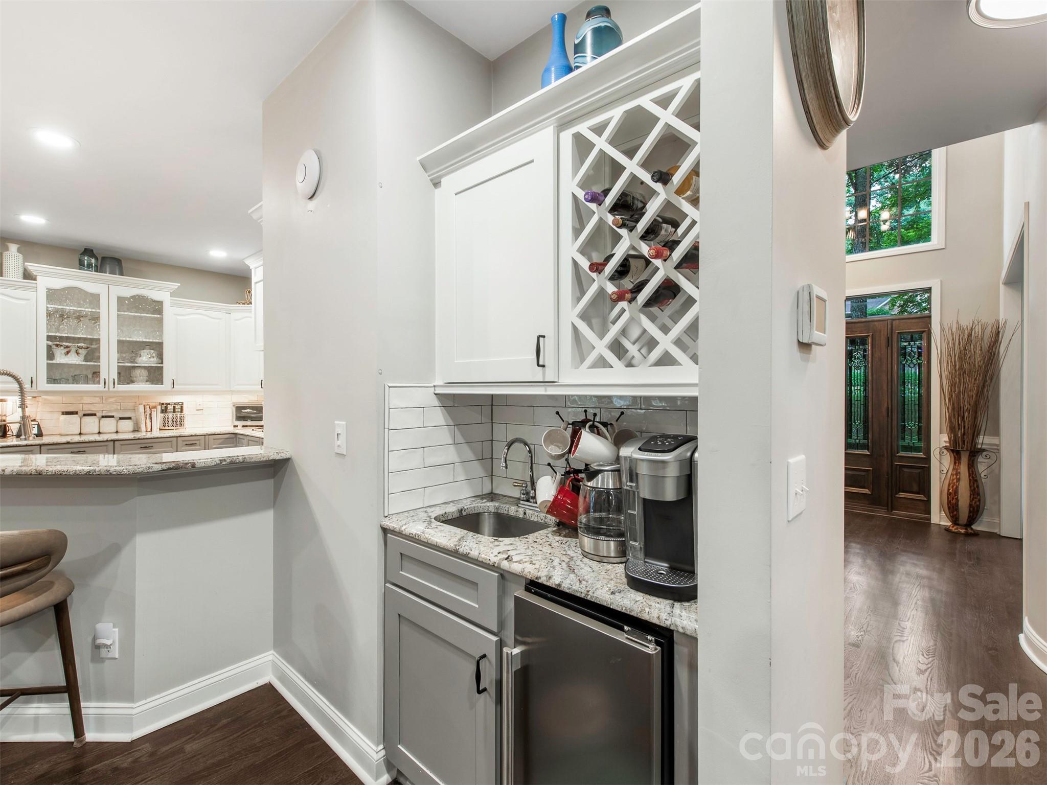 5600 Crown Hill Drive Property Photo 11