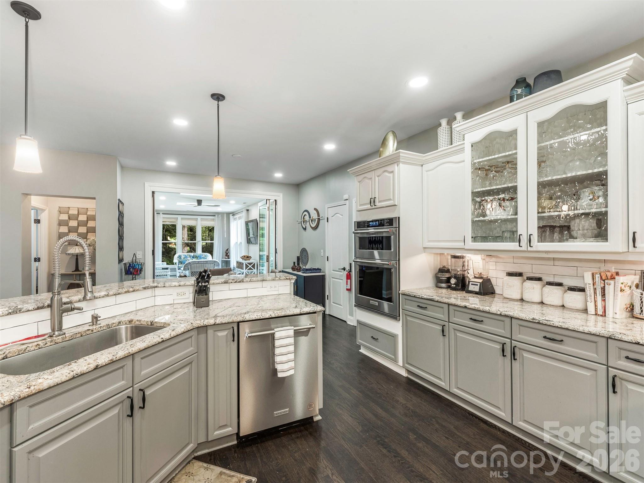 5600 Crown Hill Drive Property Photo 14