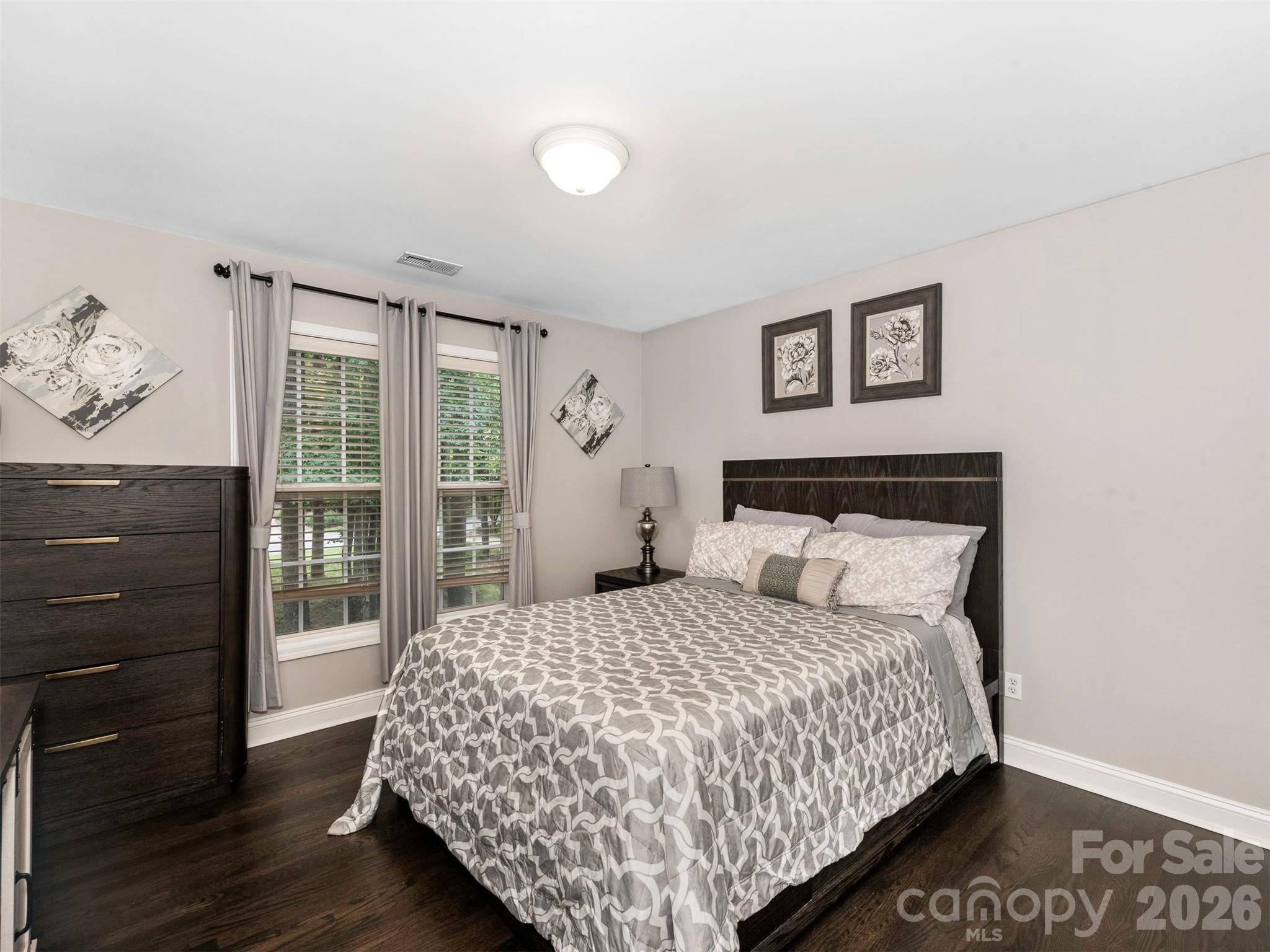 5600 Crown Hill Drive Property Photo 27