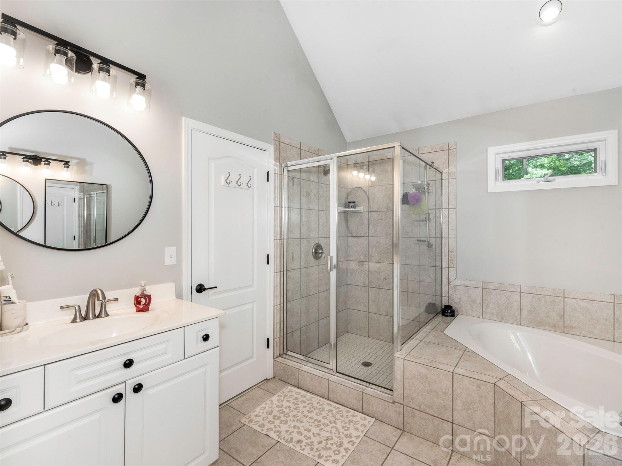 5600 Crown Hill Drive Property Photo 30