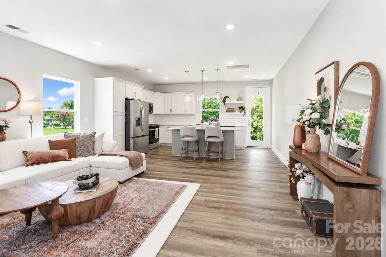 109 Honeycomb Court Property Photo 6