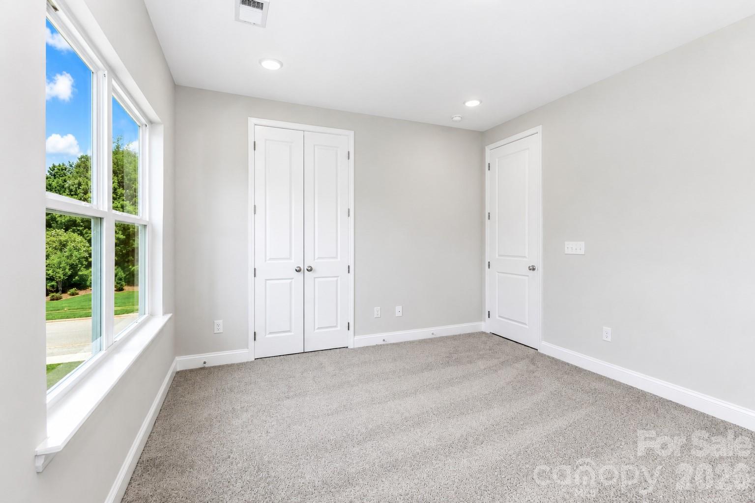 109 Honeycomb Court Property Photo 24